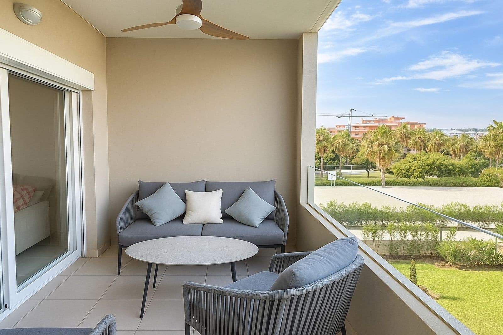 Middle Floor Apartment in Nueva Andalucía, Nueva Andalucía