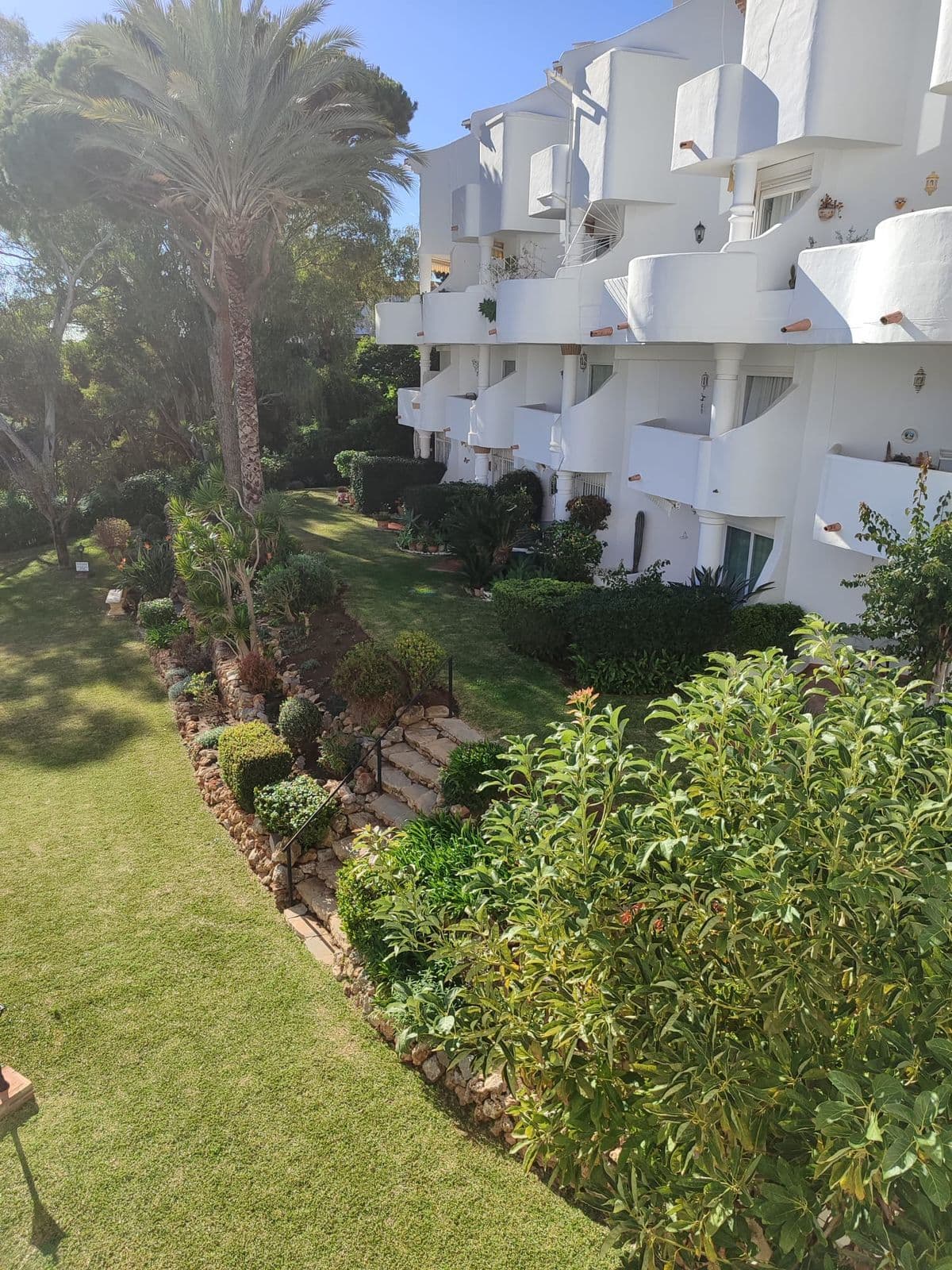 Duplex in Calahonda, Mijas