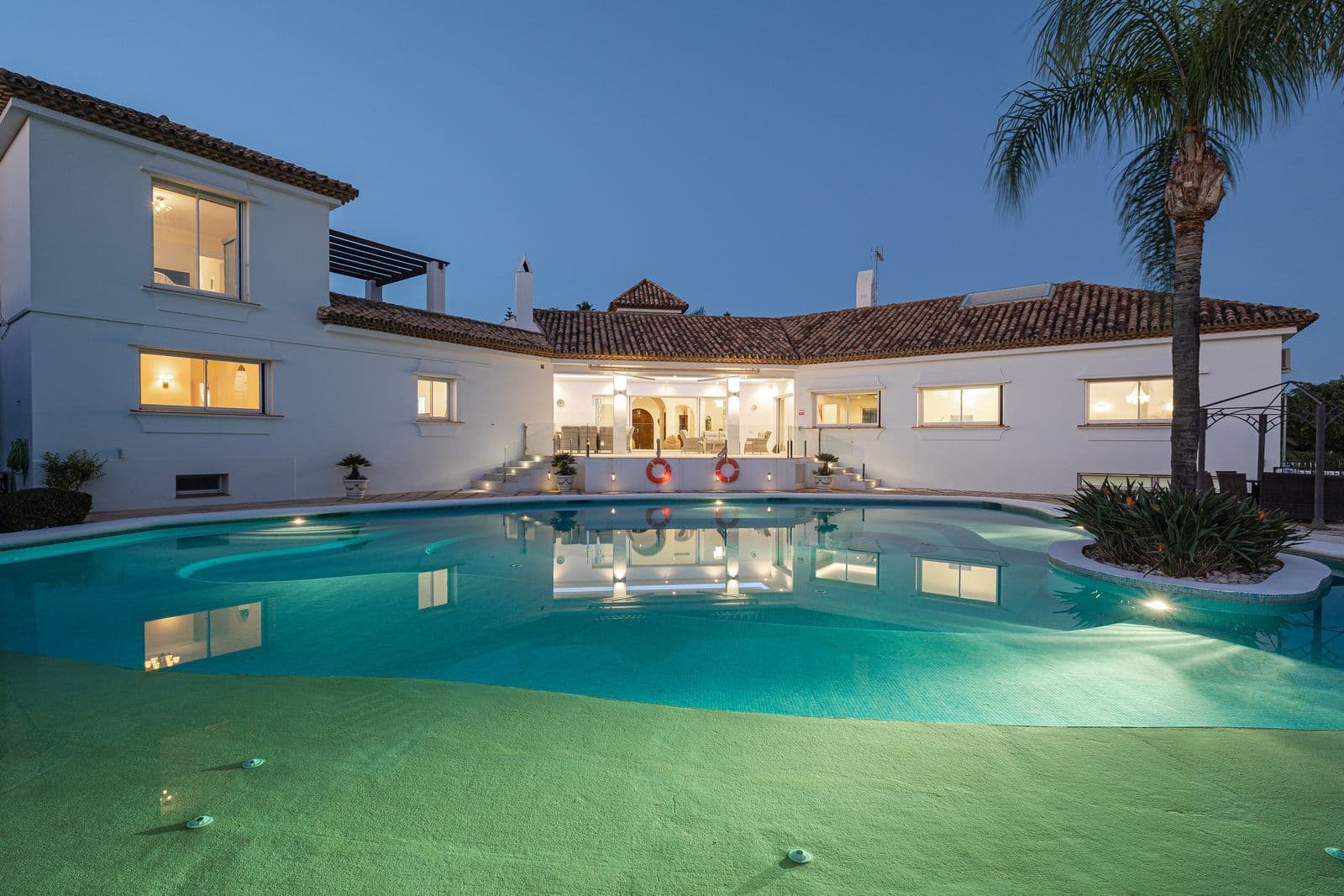 Detached Villa in El Paraiso, Estepona