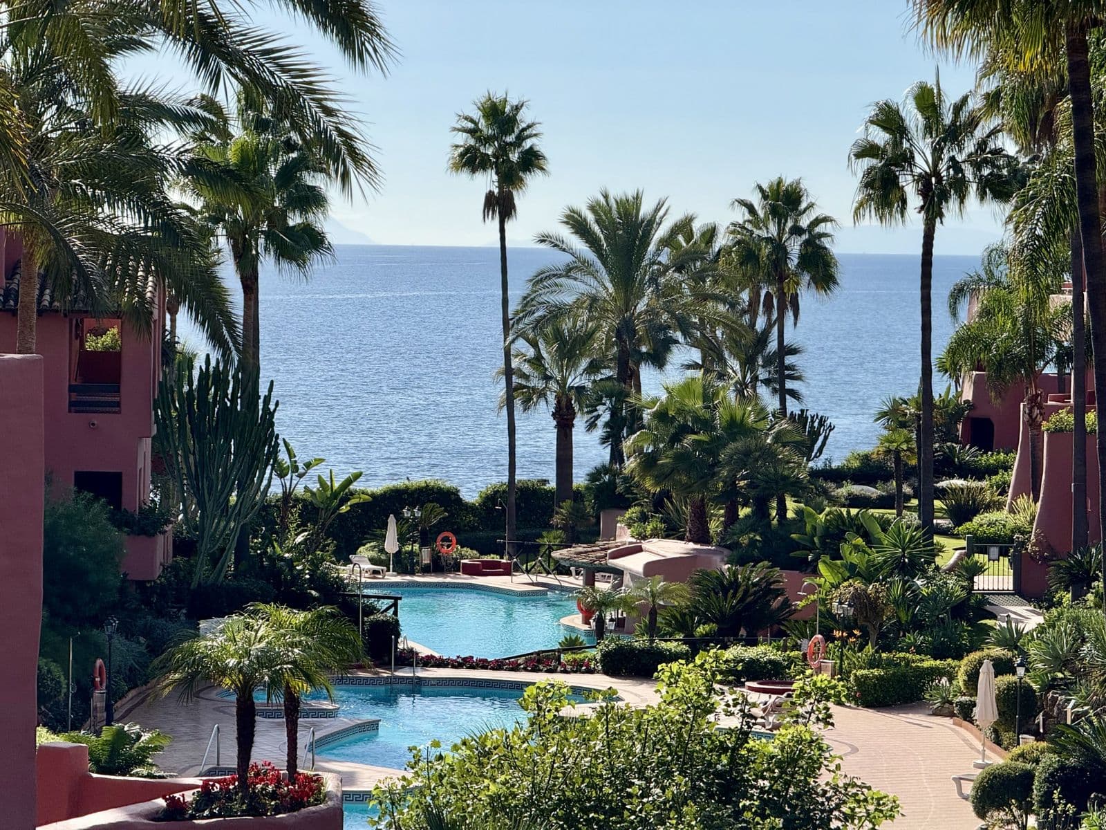 Middle Floor Apartment in Estepona, Estepona