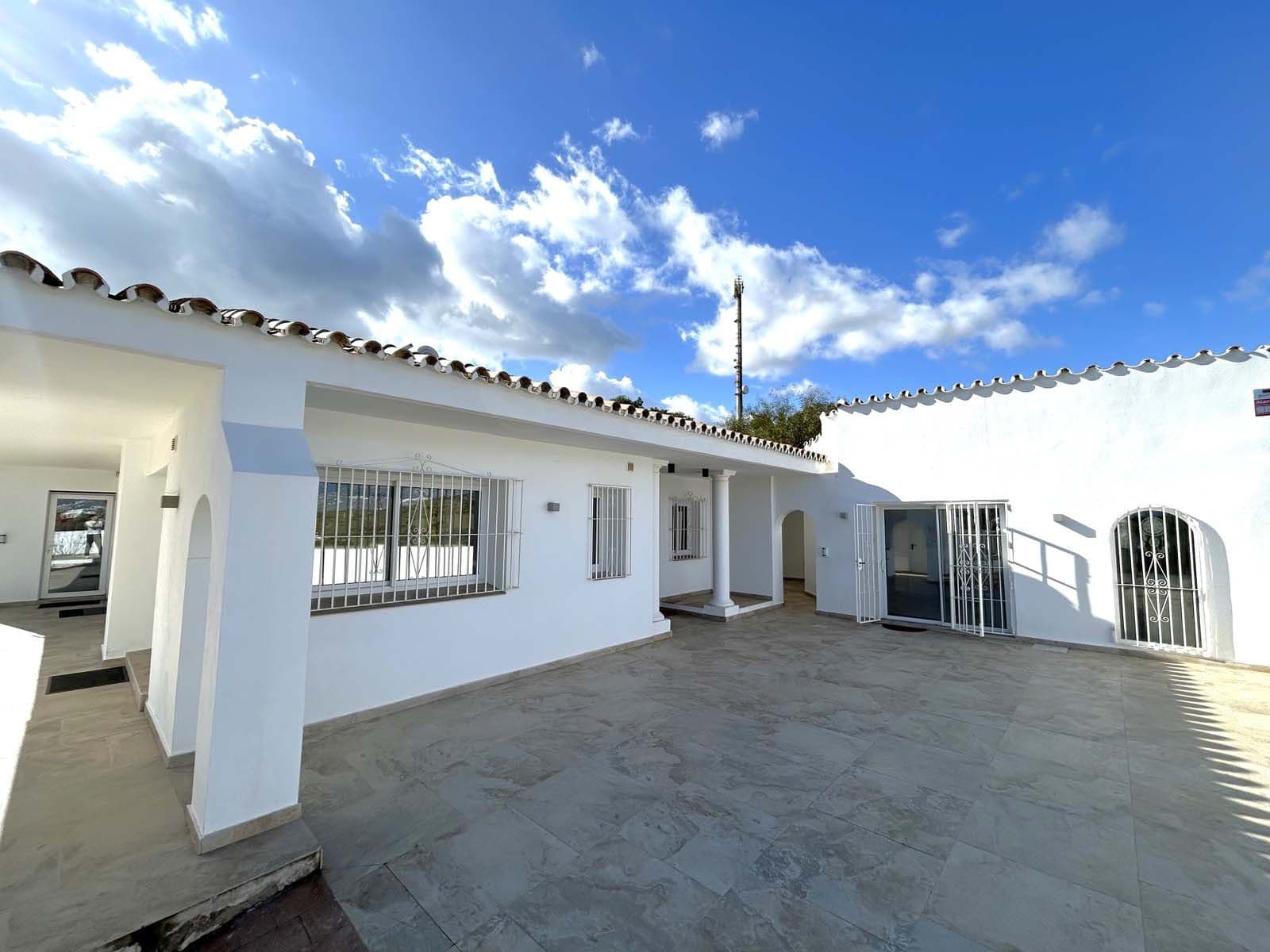 Detached Villa in Mijas Costa, Mijas
