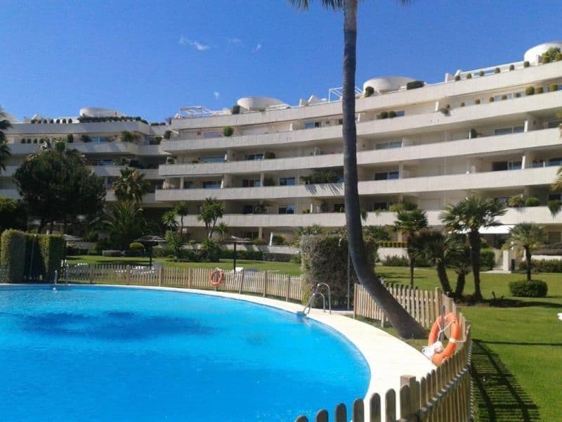 Semi-Detached House in Estepona, Estepona