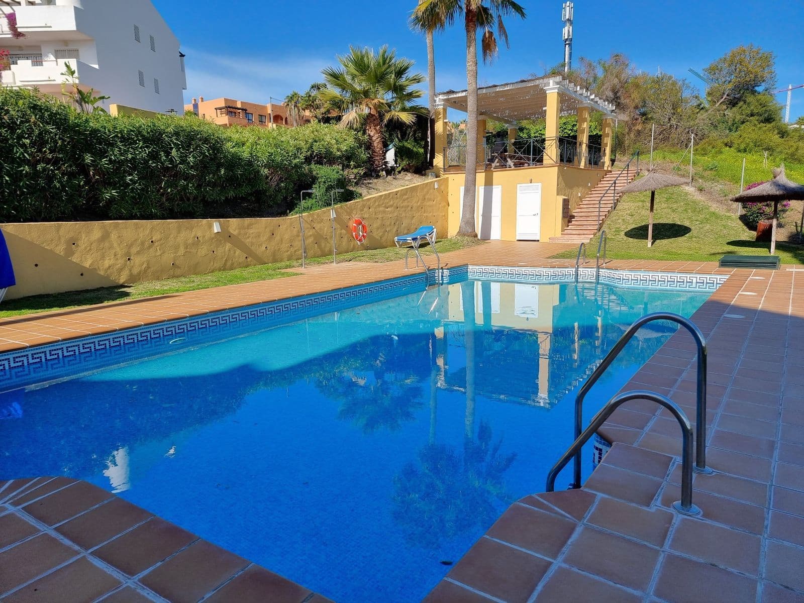 Top Floor Apartment in Estepona, Estepona
