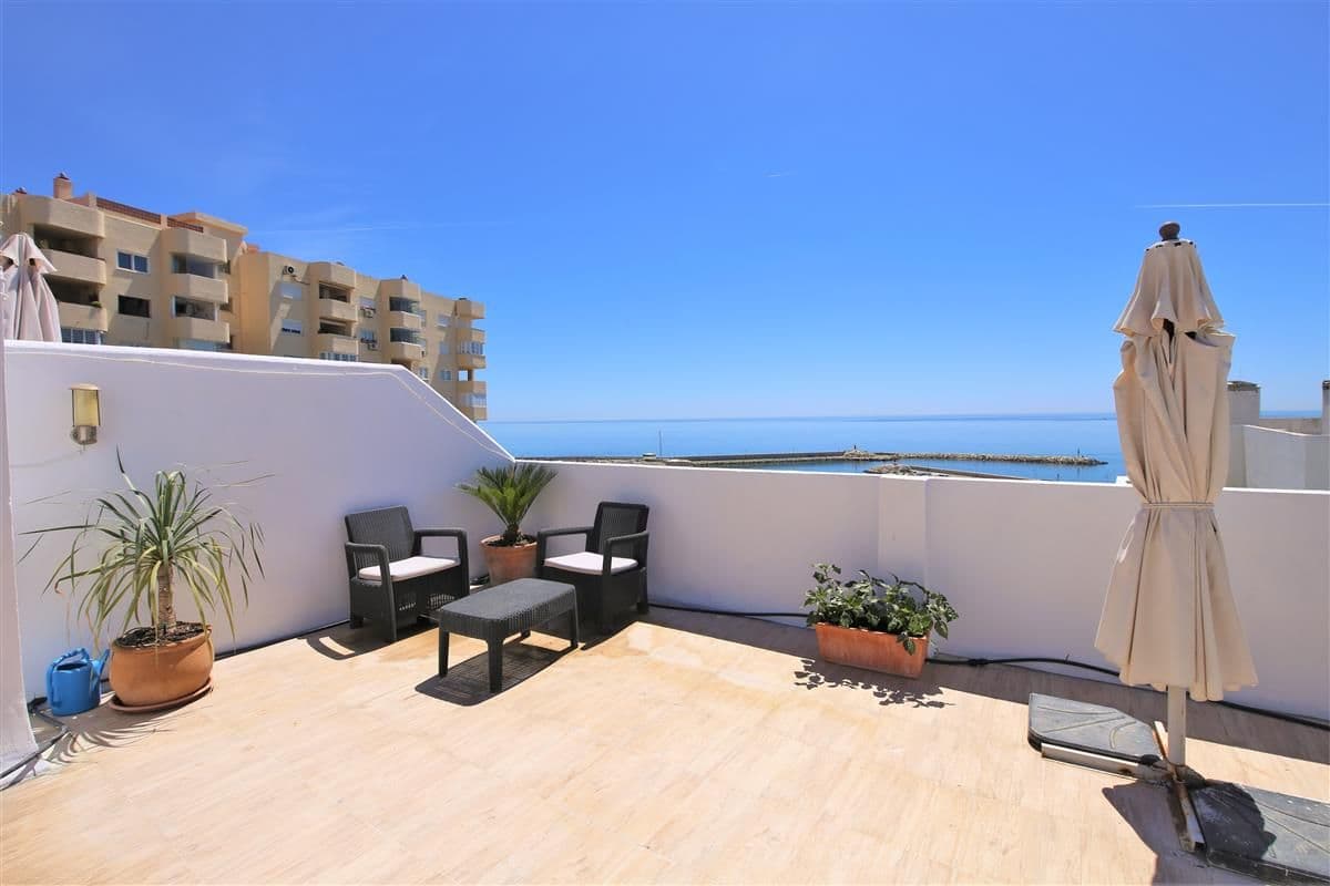 Penthouse in Estepona, Estepona