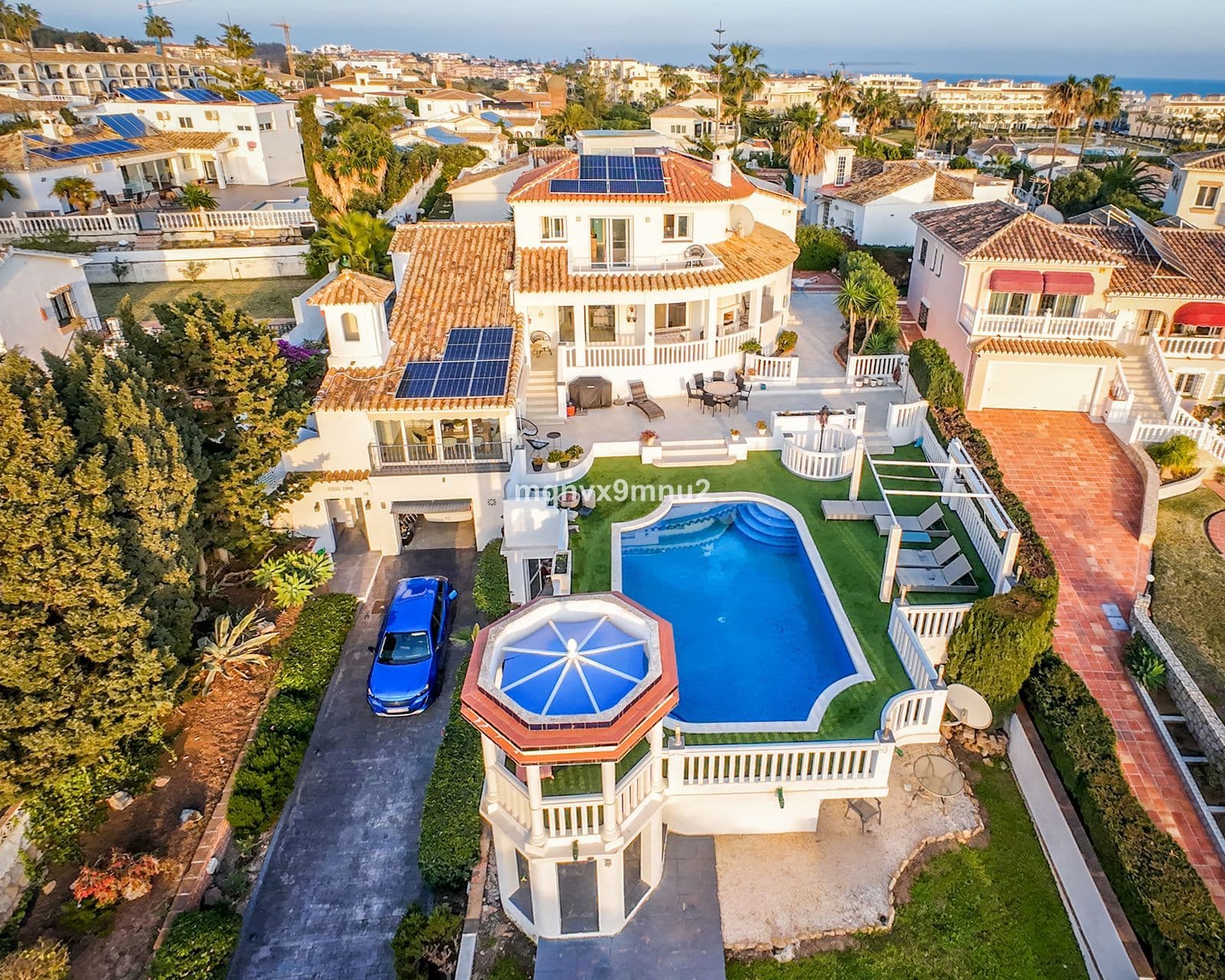 Detached Villa in El Chaparral, Mijas