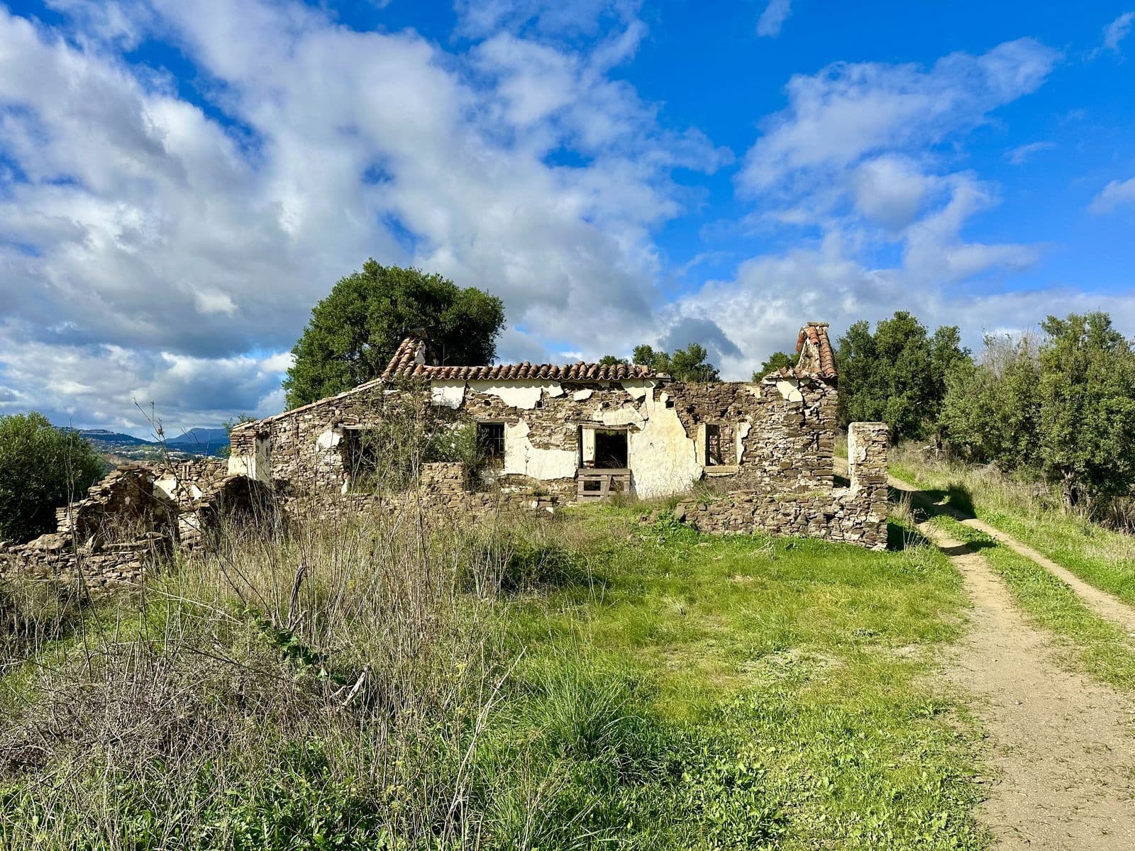 Land with Ruin in La Cala, Mijas