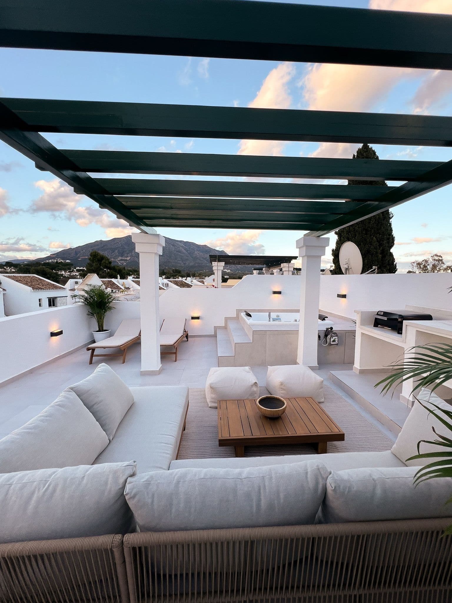 Penthouse Duplex in Nueva Andalucía, Nueva Andalucía