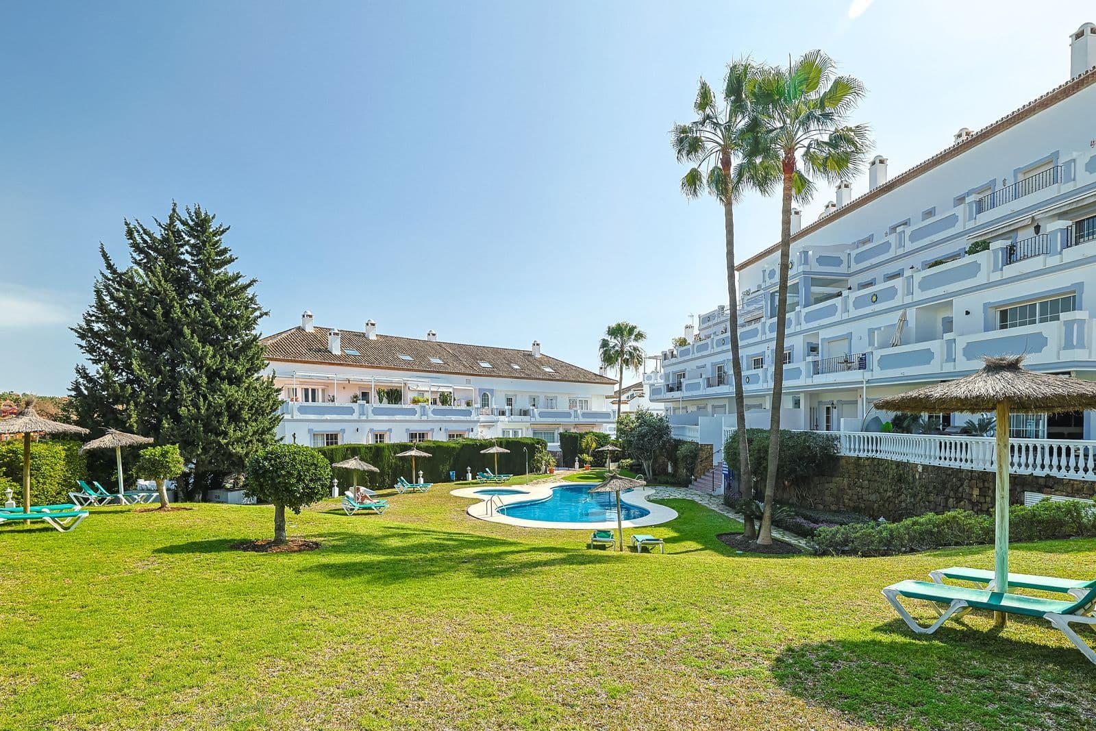Ground Floor Apartment in Nueva Andalucía, Nueva Andalucía