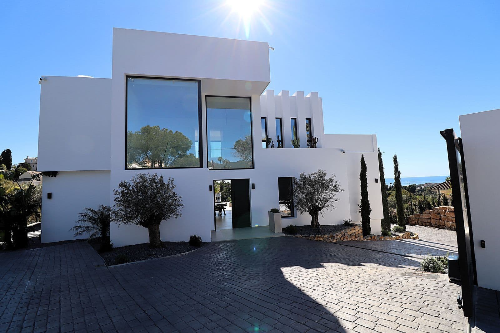 Detached Villa in Elviria, Marbella East