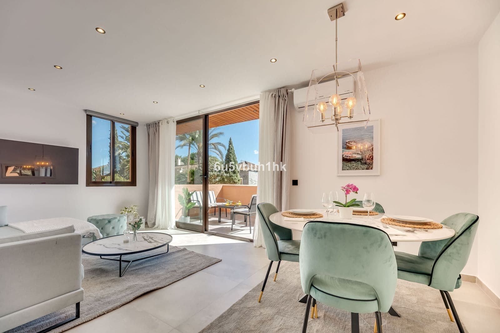 Middle Floor Apartment in Estepona, Estepona
