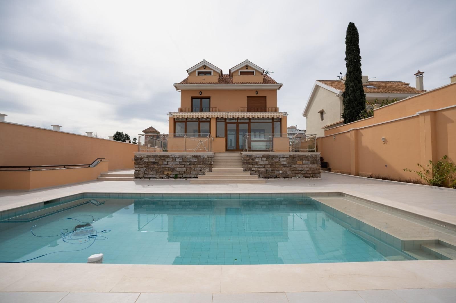 Detached Villa in Benalmadena Costa, Benalmádena