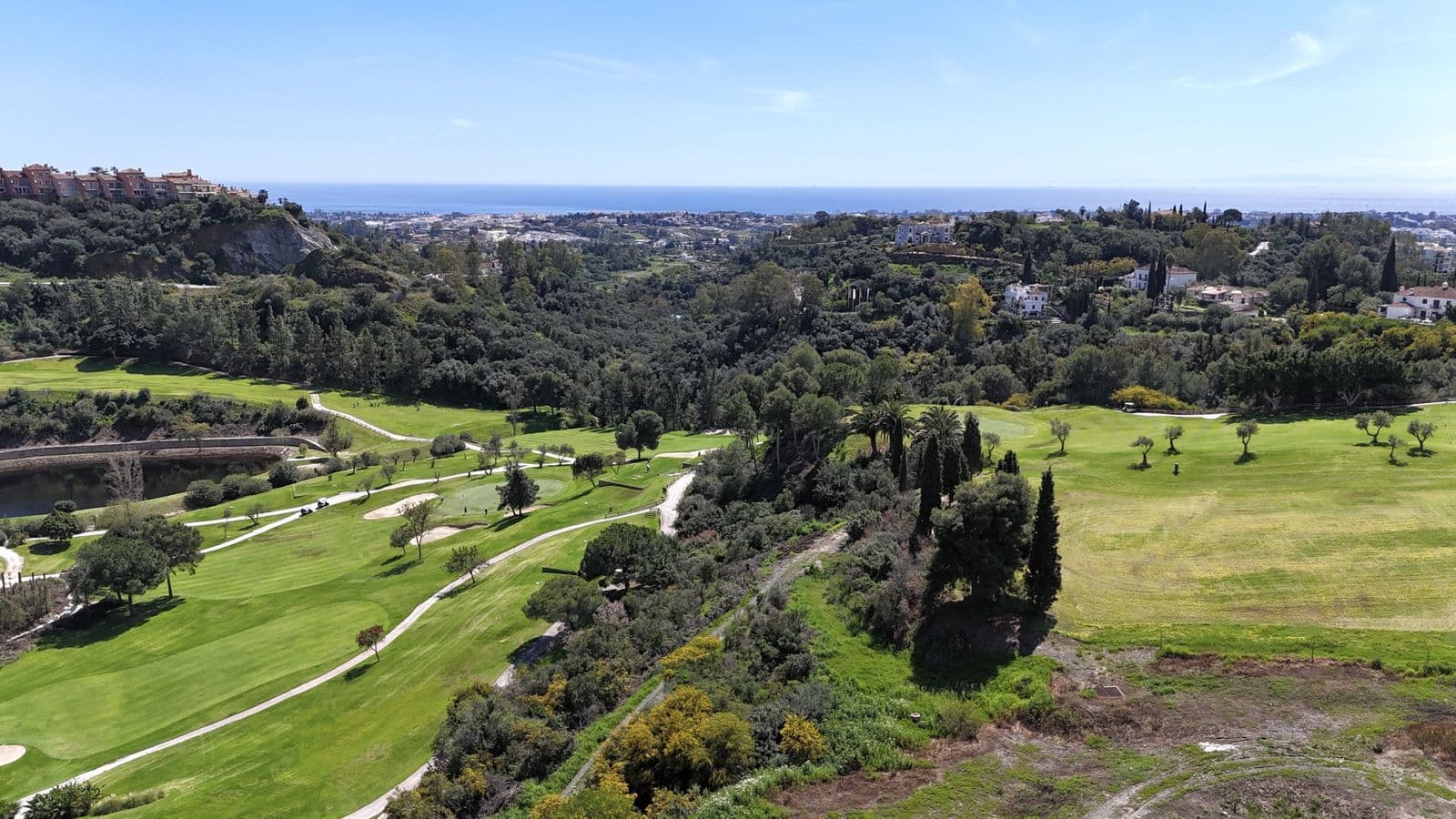 Land in Los Arqueros, Benahavís