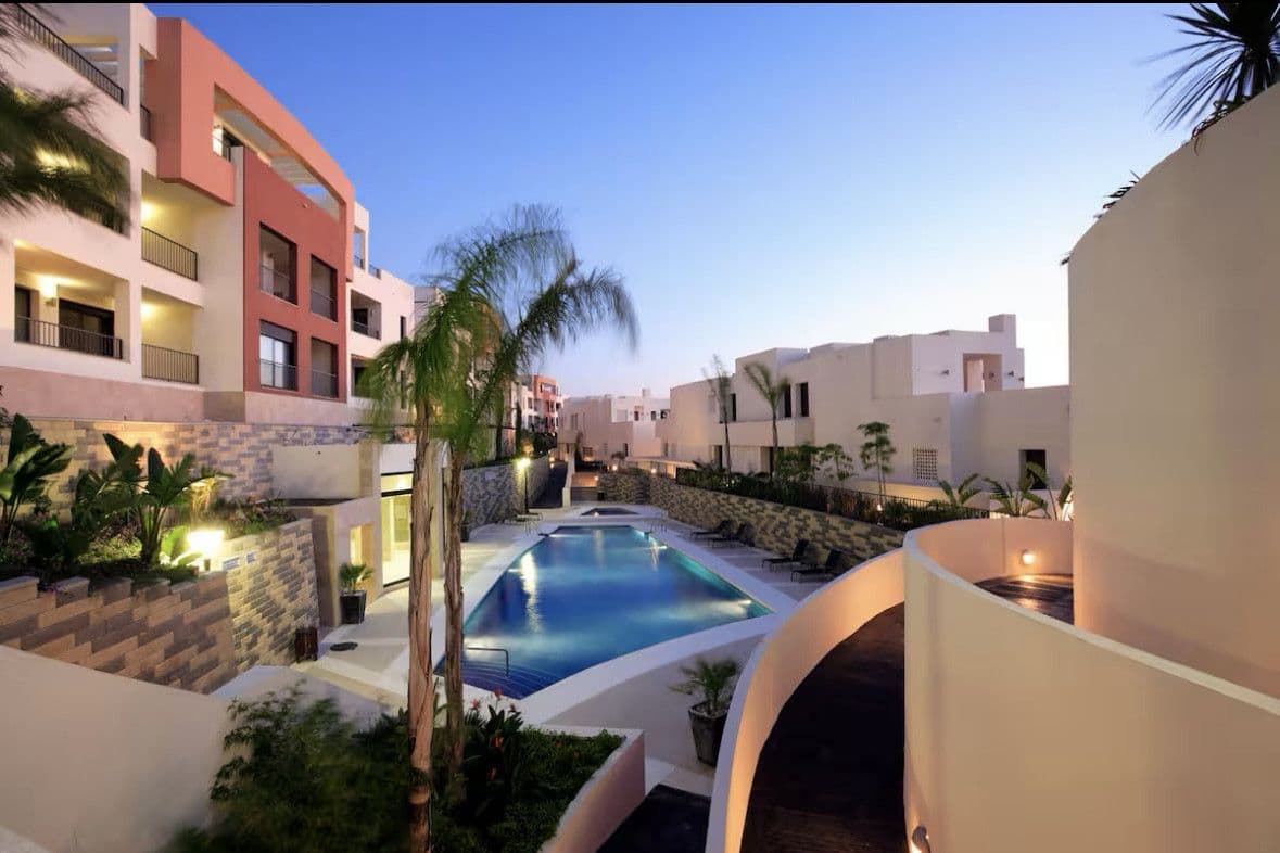 Middle Floor Apartment in Altos de los Monteros, Marbella East
