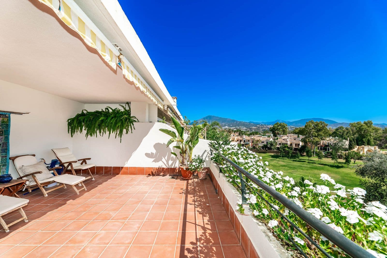 Penthouse Duplex in Guadalmina Alta, Marbella