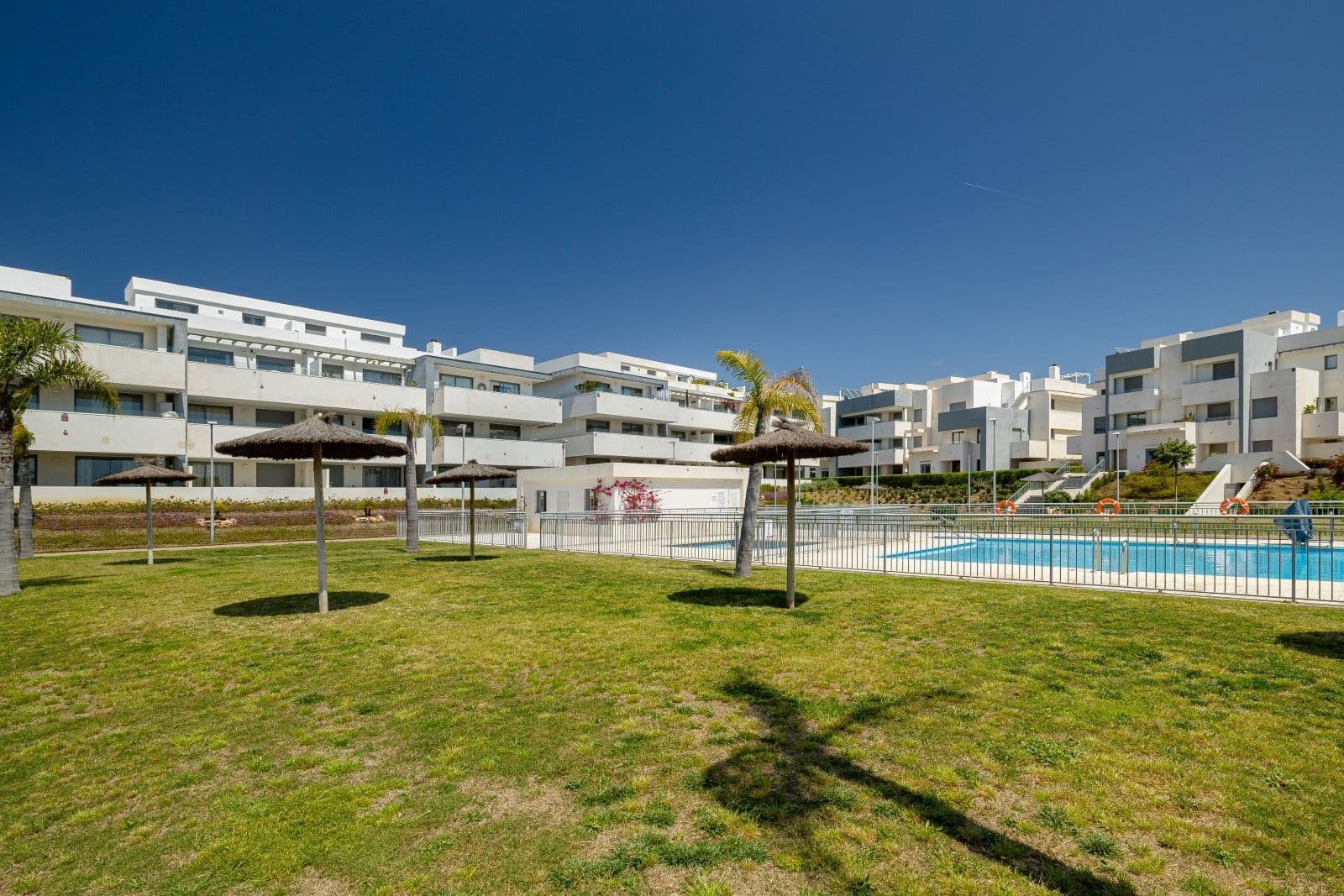 Ground Floor Apartment in Estepona, Estepona