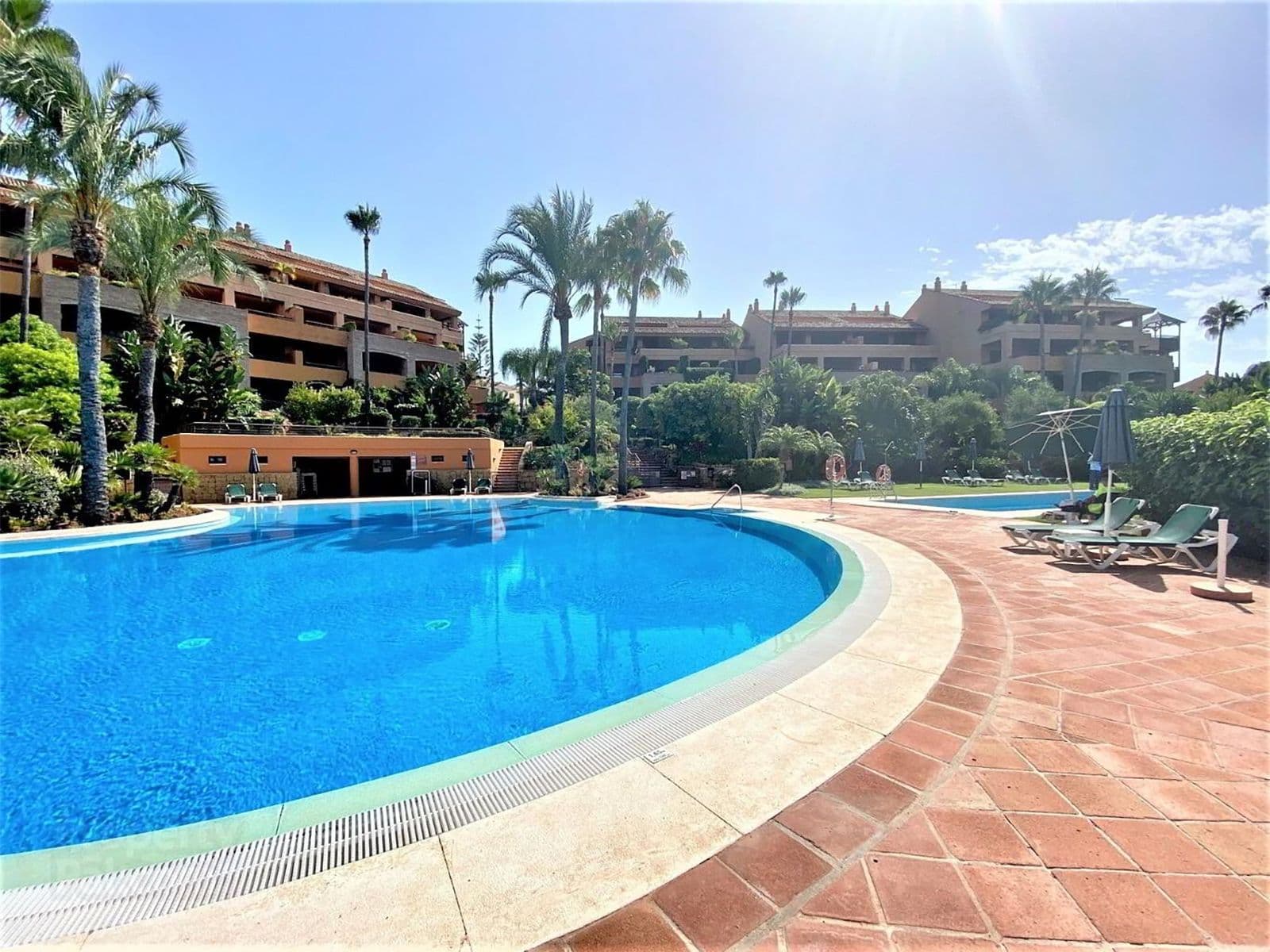 Ground Floor Apartment in Bahía de Marbella, Marbella East