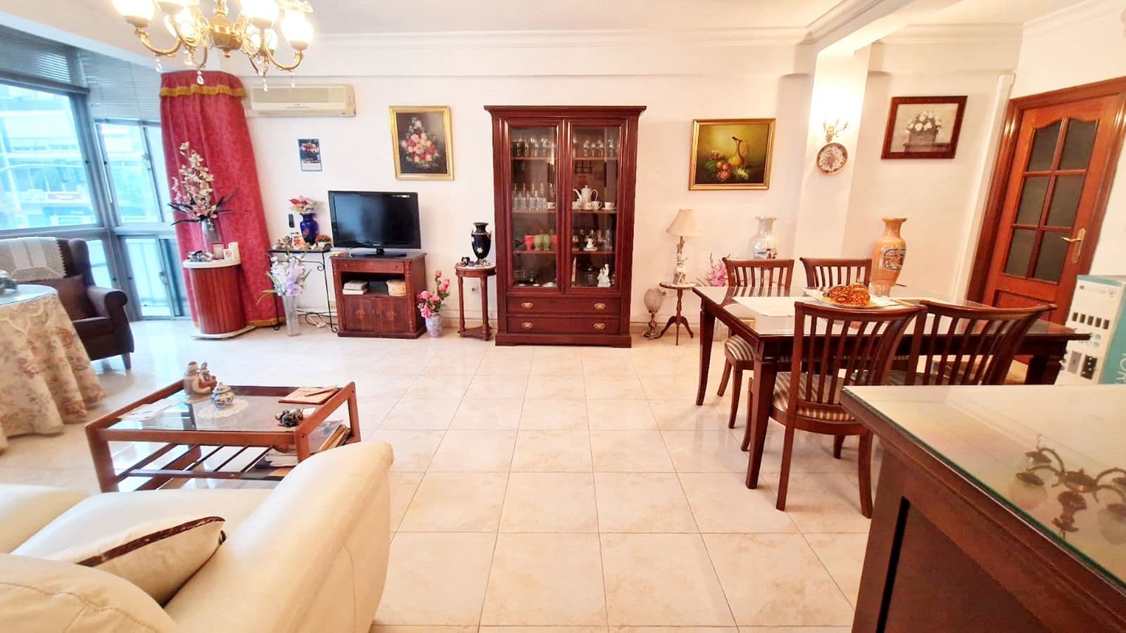 Middle Floor Apartment in Fuengirola, Fuengirola