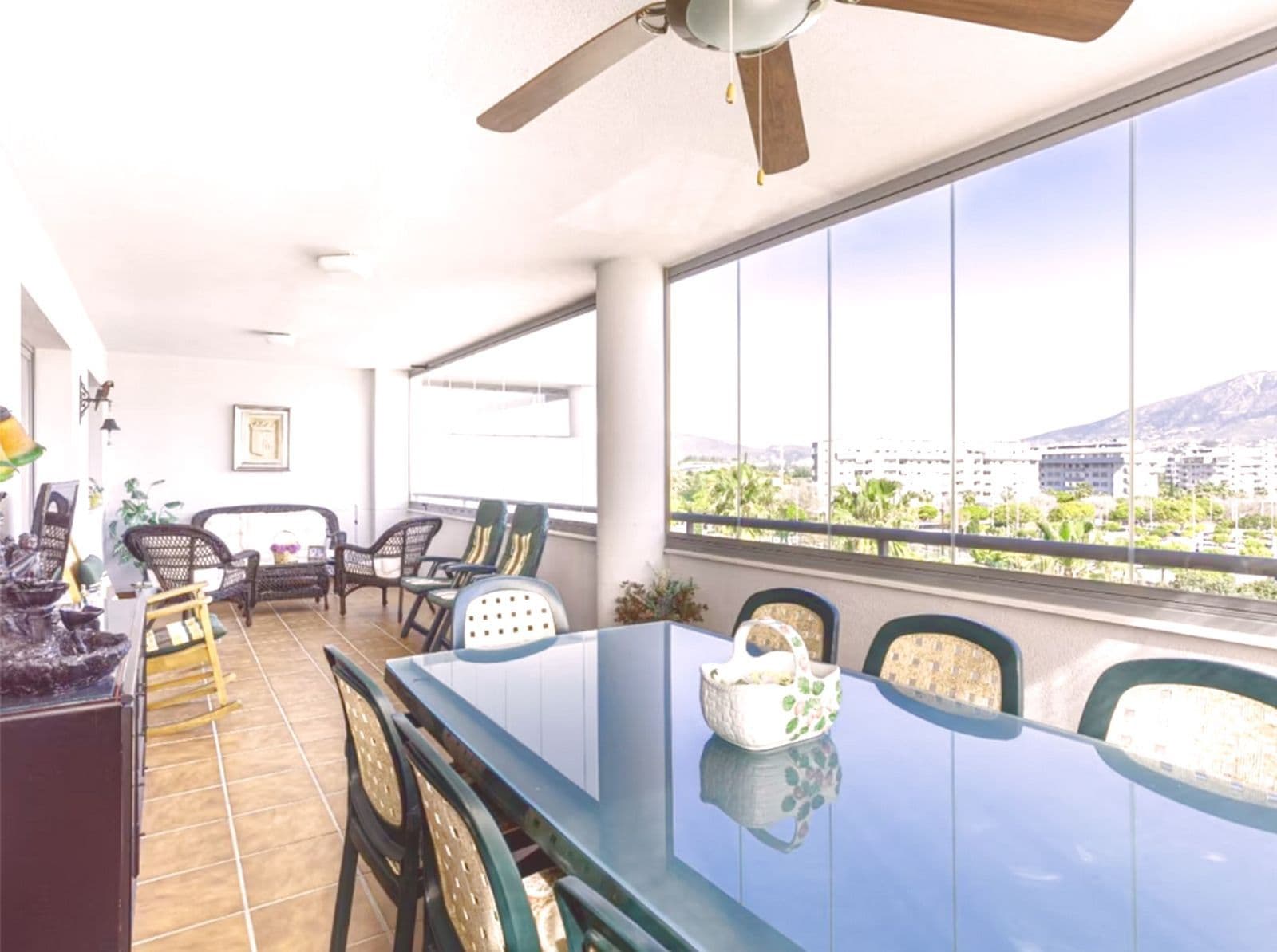 Middle Floor Apartment in Fuengirola, Fuengirola