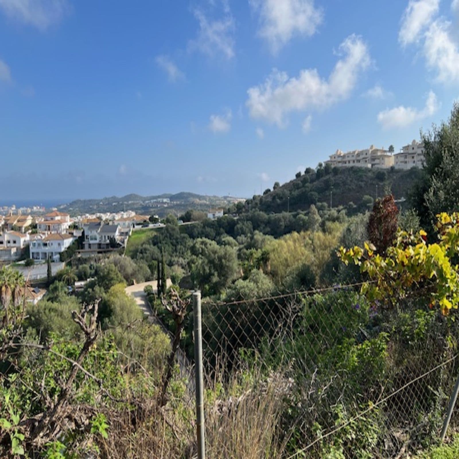 Commercial Plot in Cerros del Aguila, Mijas