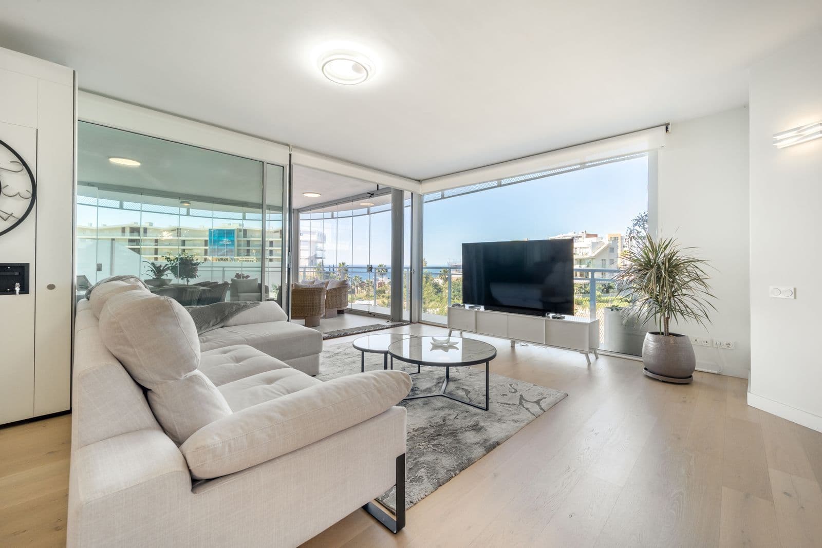 Middle Floor Apartment in Fuengirola, Fuengirola