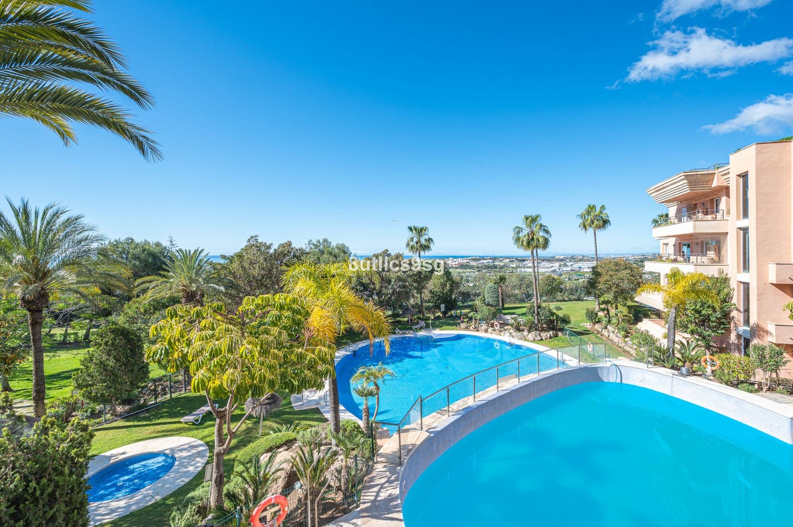 Ground Floor Apartment in Nueva Andalucía, Nueva Andalucía