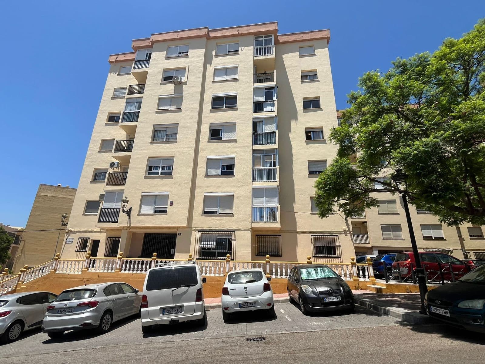 Middle Floor Apartment in Estepona, Estepona