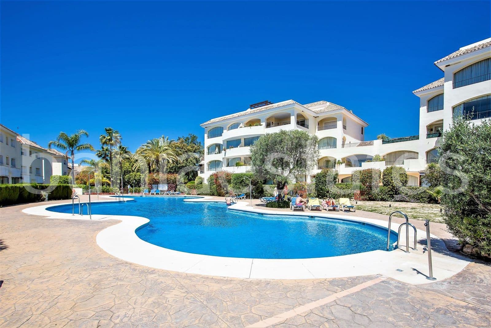 Penthouse Duplex in Bahía de Marbella, Marbella East