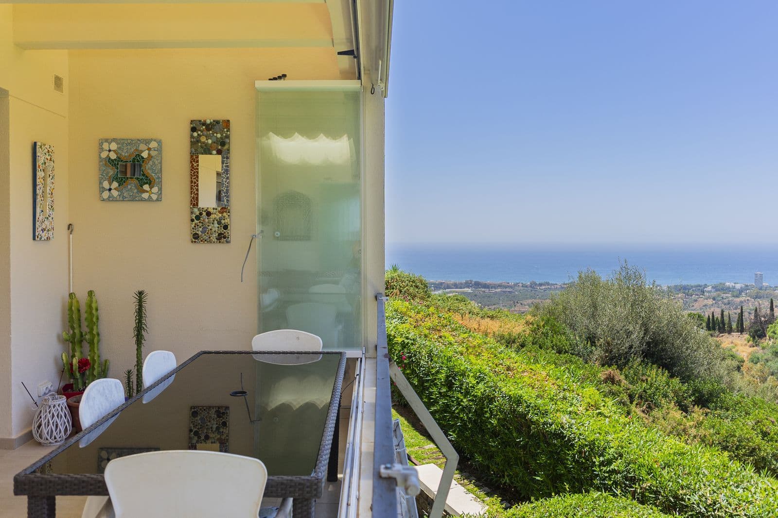 Duplex in Altos de los Monteros, Marbella East