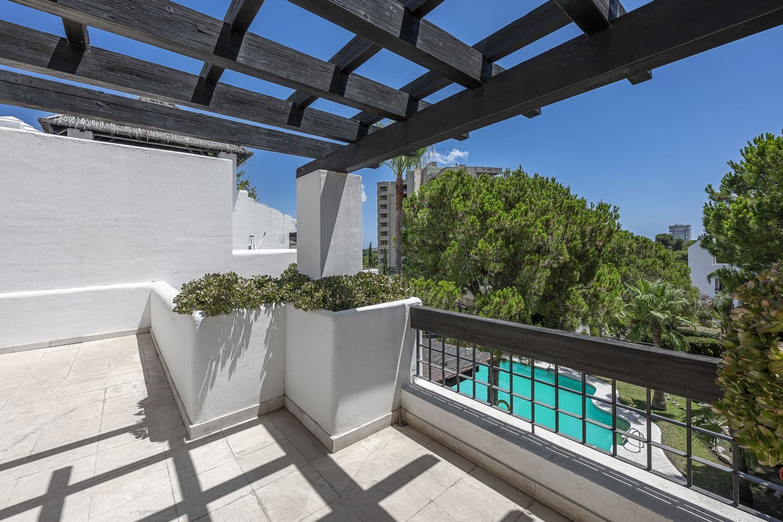 Top Floor Apartment in Río Real, Marbella East