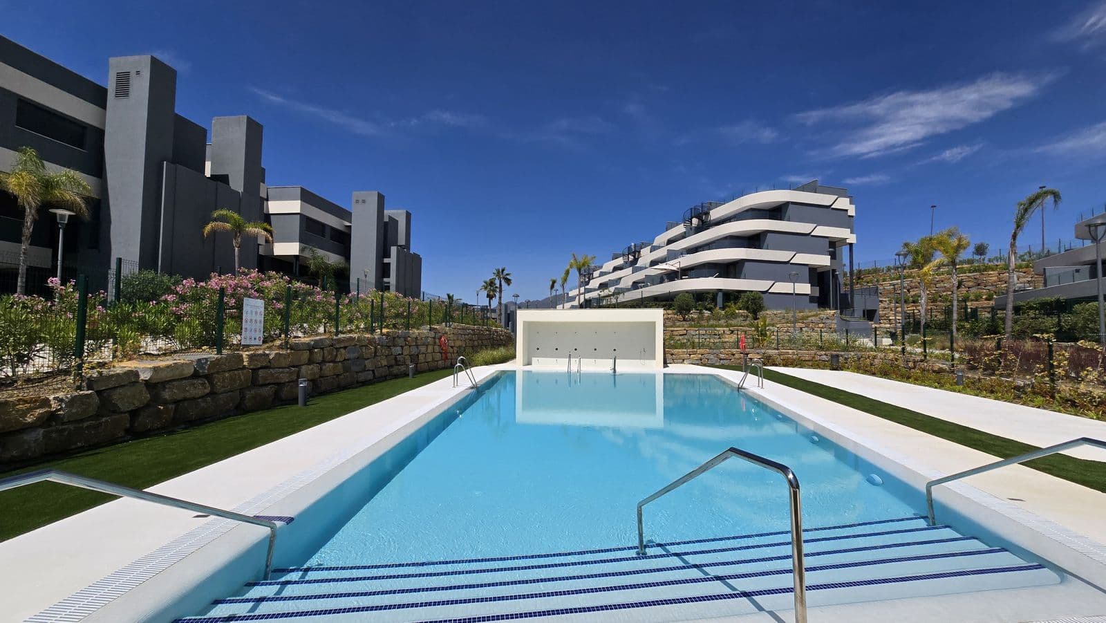 Ground Floor Apartment in Estepona, Estepona