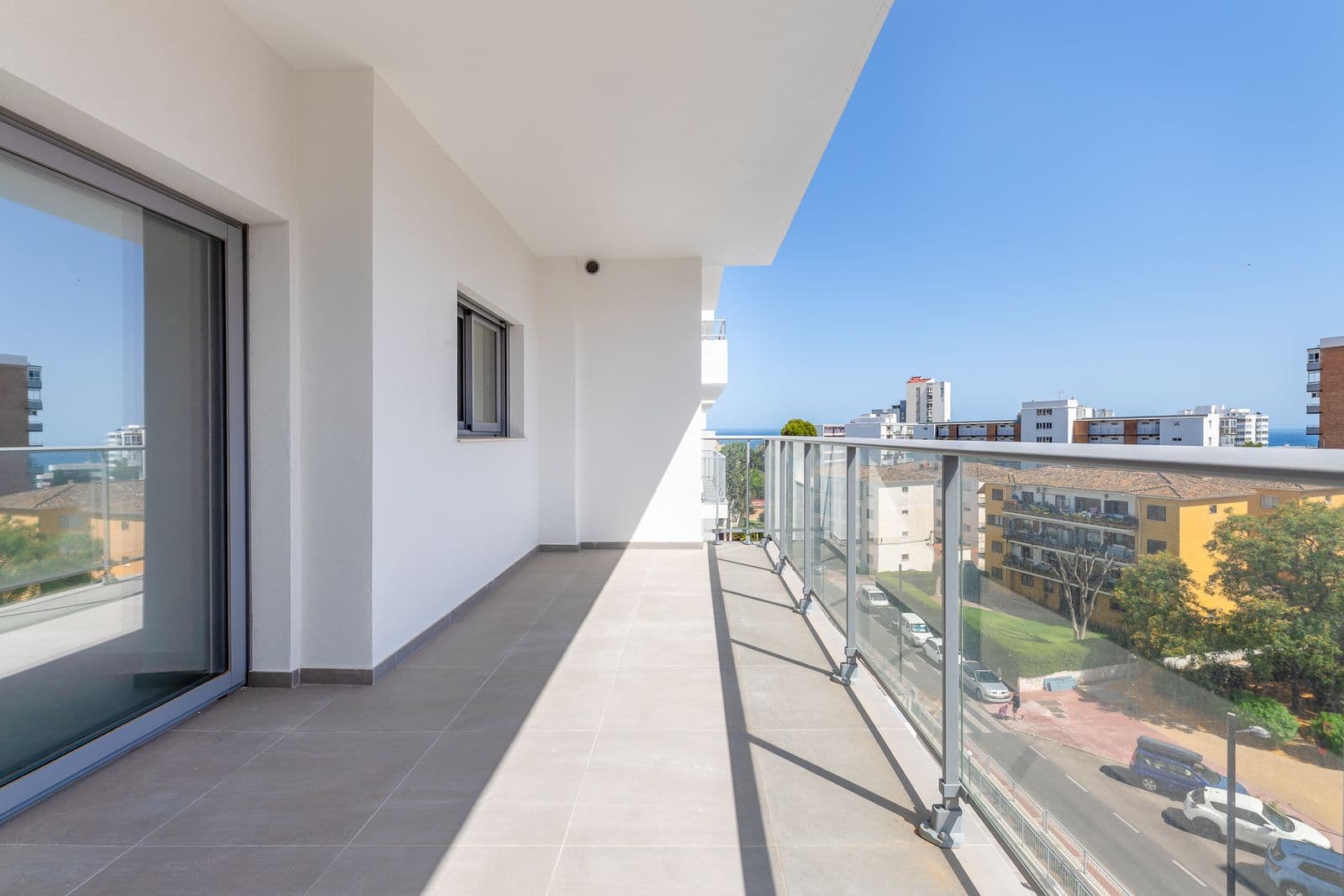 Middle Floor Apartment in Benalmadena, Benalmádena