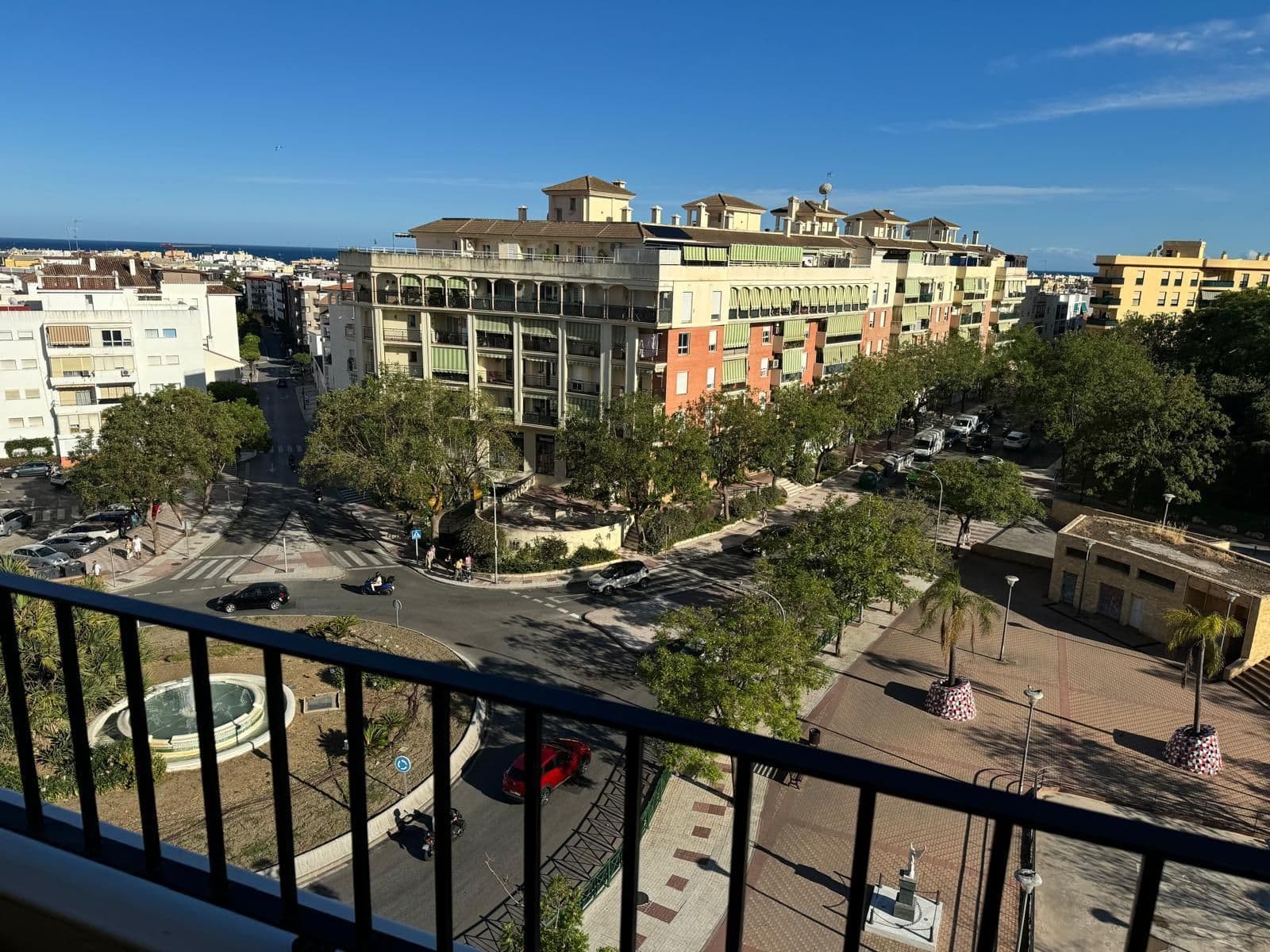 Middle Floor Apartment in Estepona, Estepona