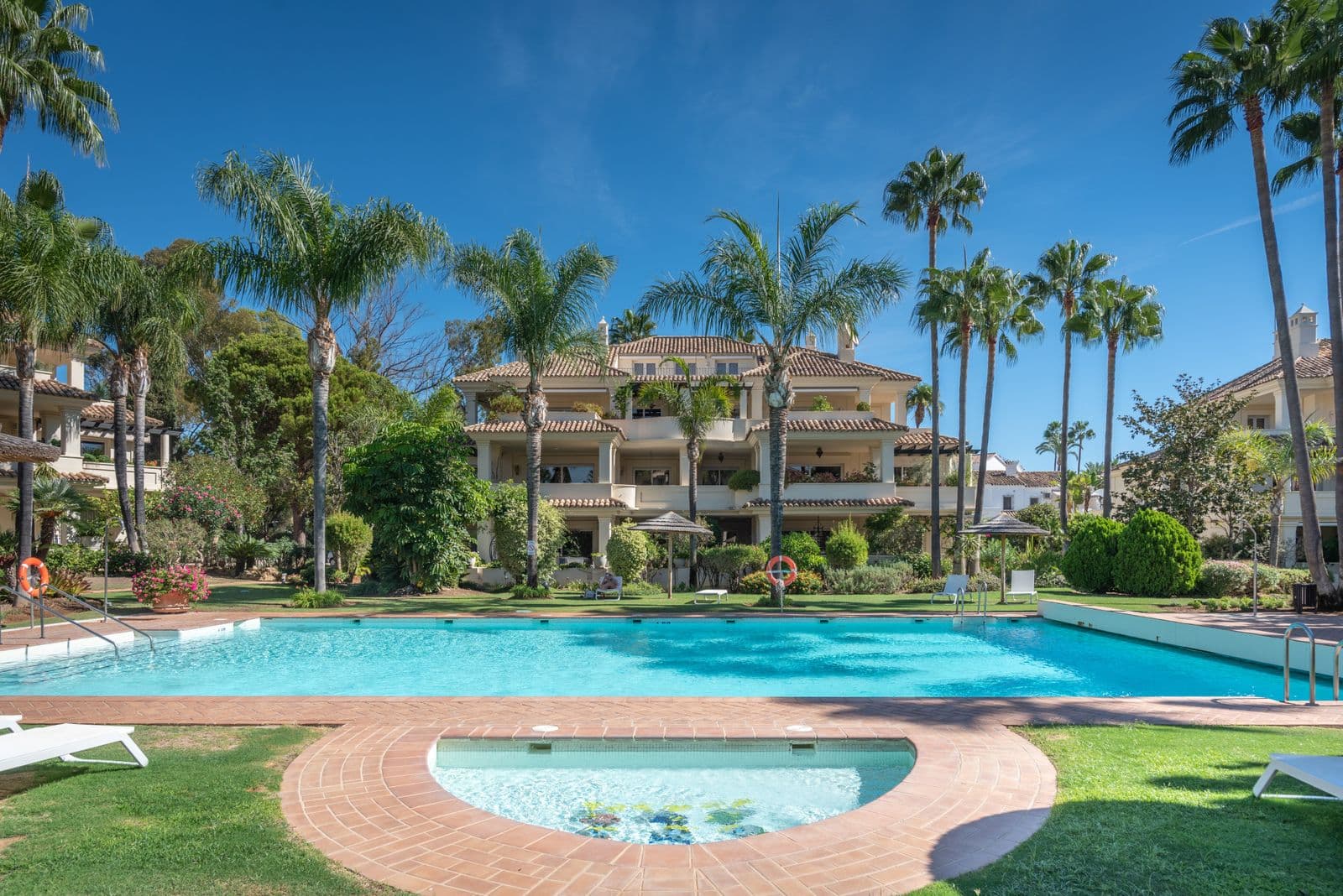 Penthouse Duplex in Nueva Andalucía, Nueva Andalucía