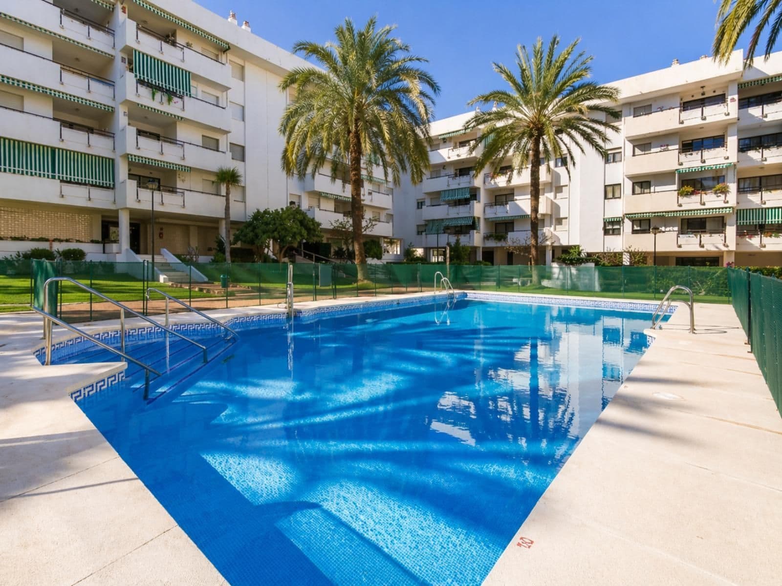 Ground Floor Apartment in La Carihuela, Torremolinos