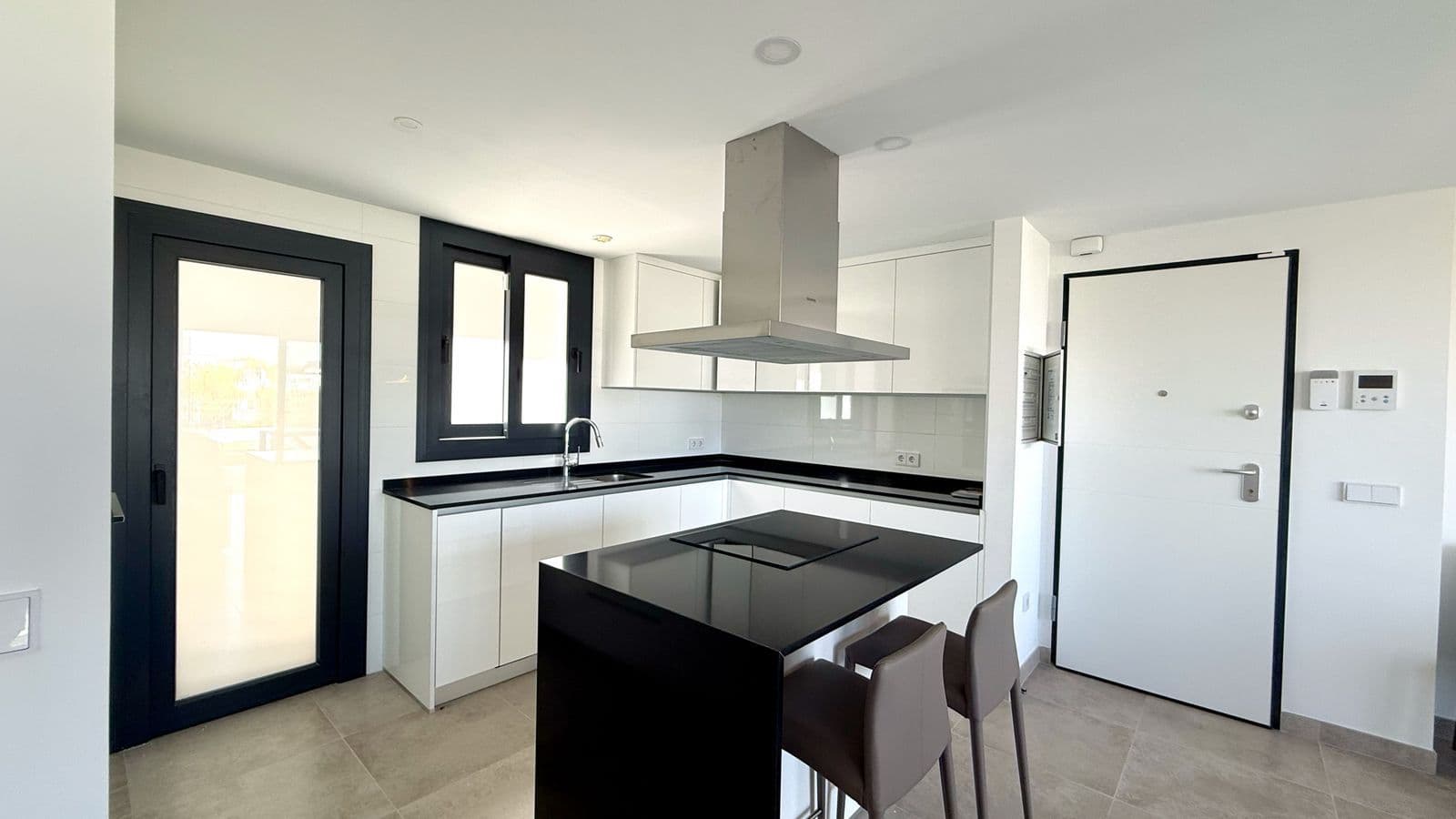 Ground Floor Apartment in Atalaya, Estepona