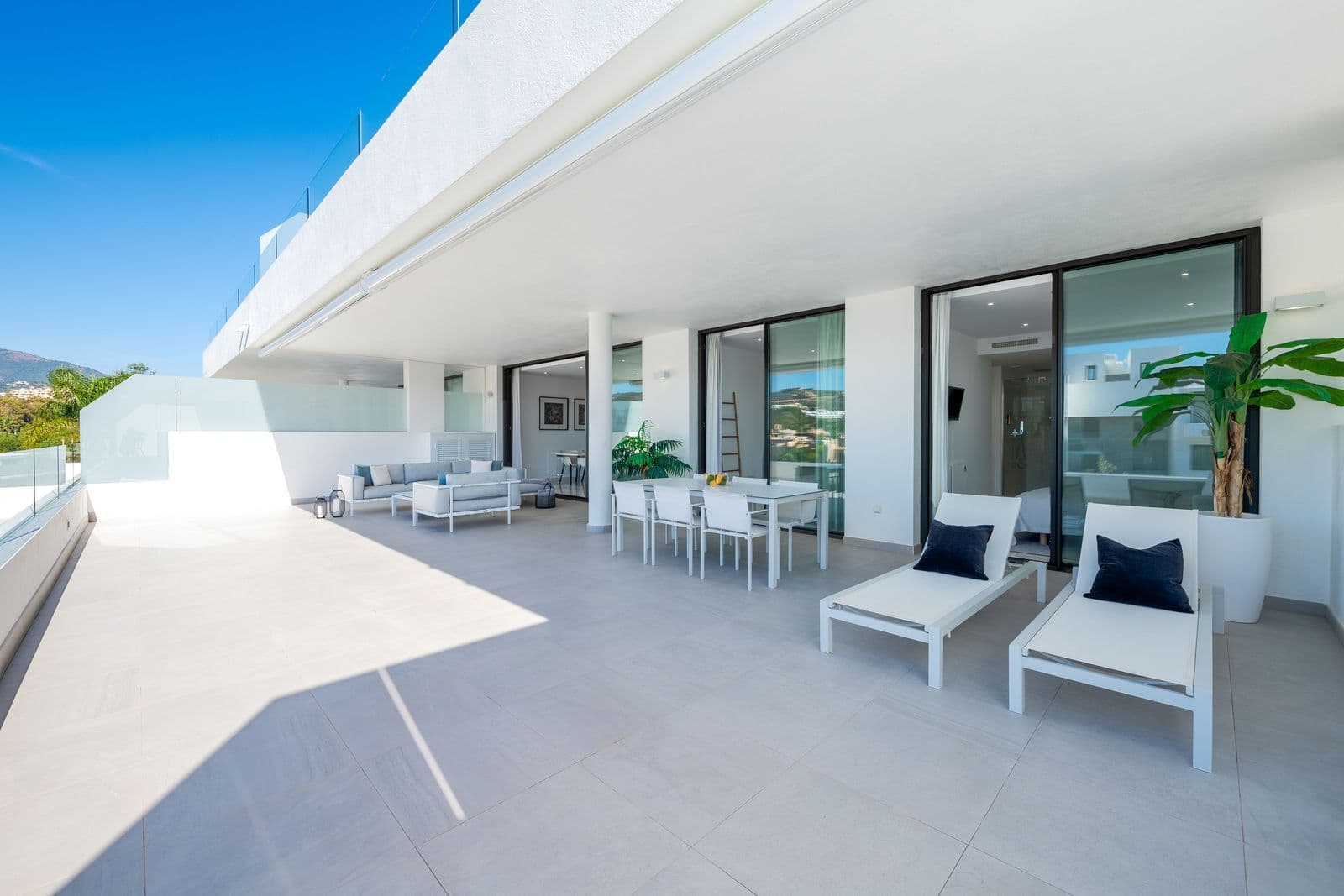 Middle Floor Apartment in Estepona, Estepona