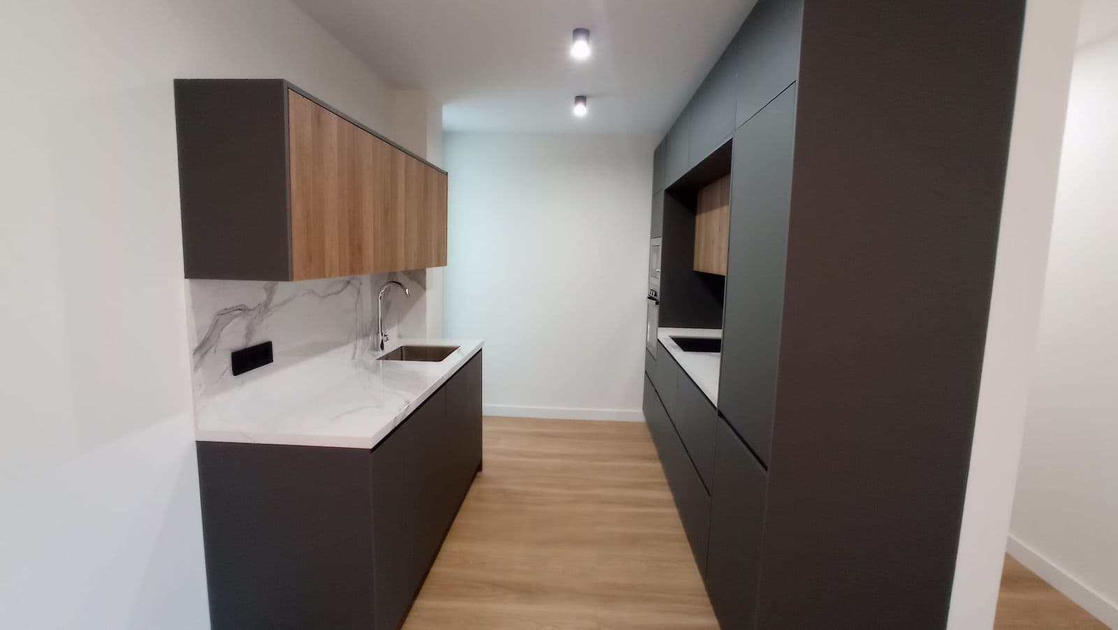 Middle Floor Apartment in Málaga Centro, Málaga