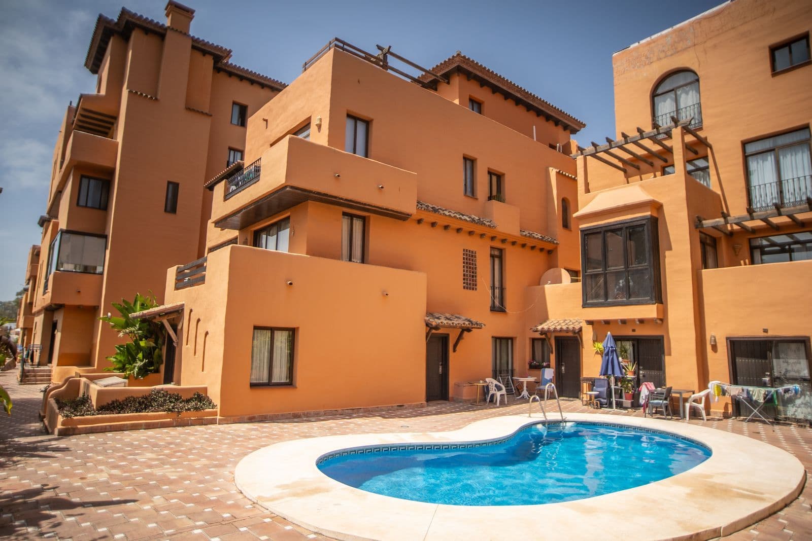 Middle Floor Apartment in Cancelada, Estepona