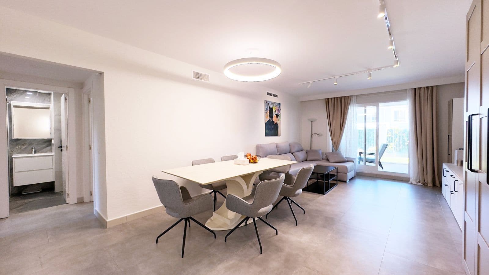 Ground Floor Apartment in El Paraiso, Estepona