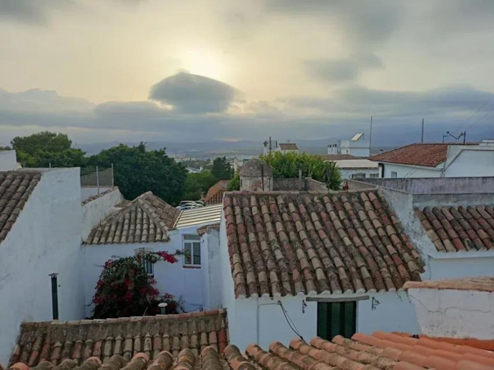 Semi-Detached House in San Roque, San Roque