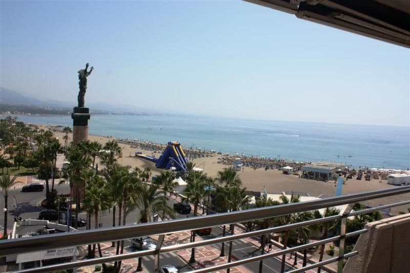 Middle Floor Apartment in Puerto Banús, Marbella