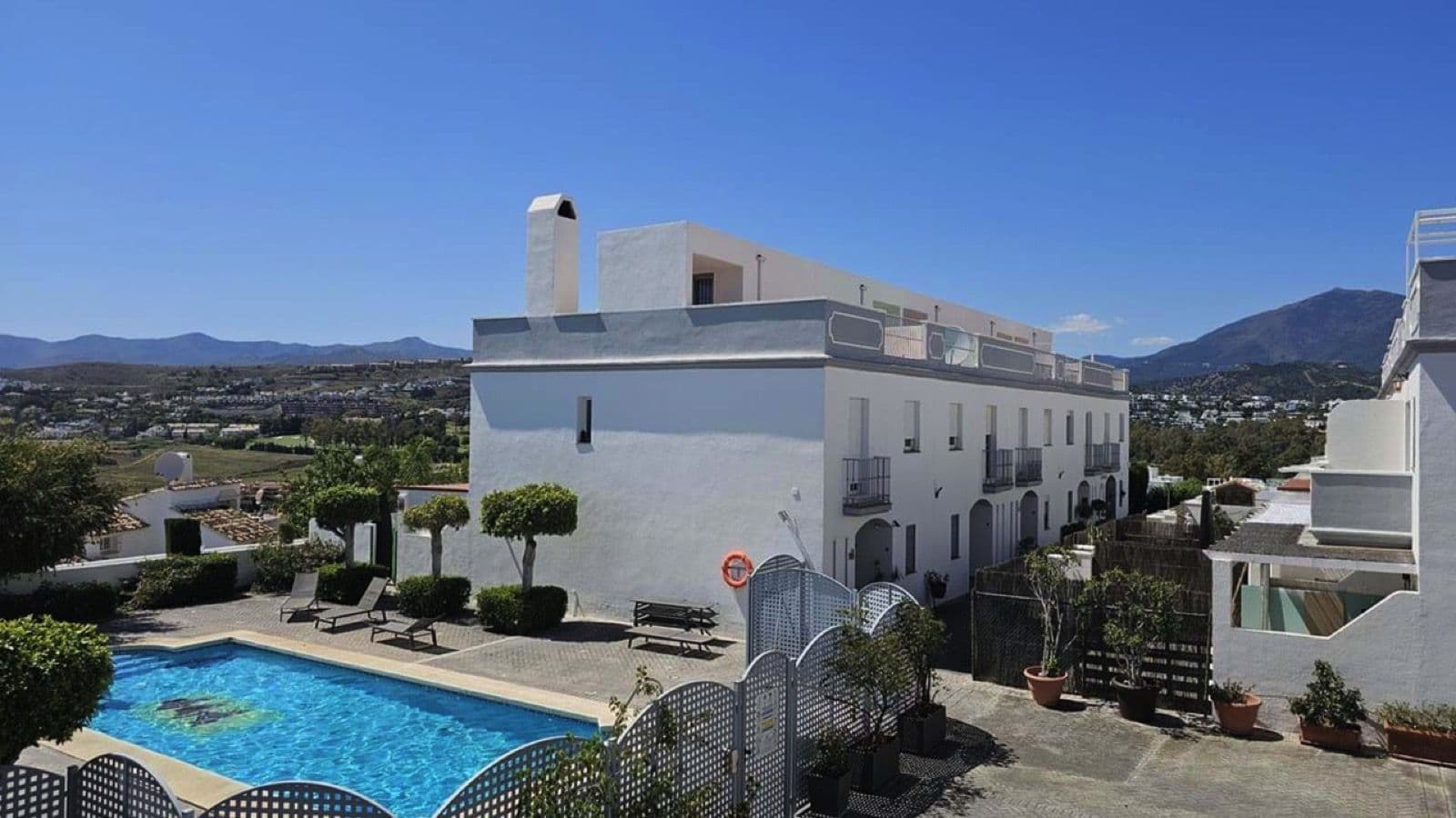 Townhouse in Atalaya, Estepona