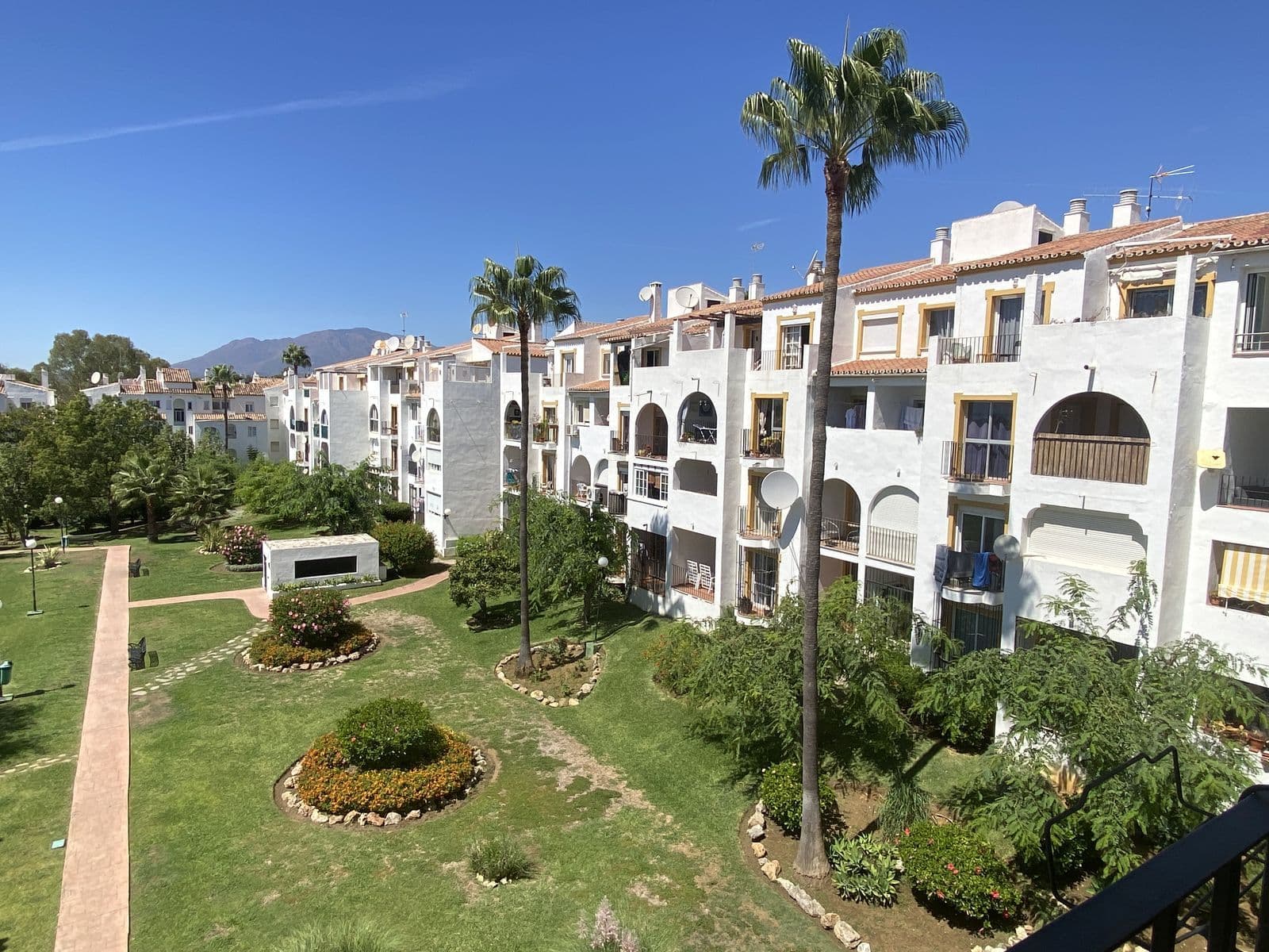 Top Floor Apartment in Diana Park, Estepona
