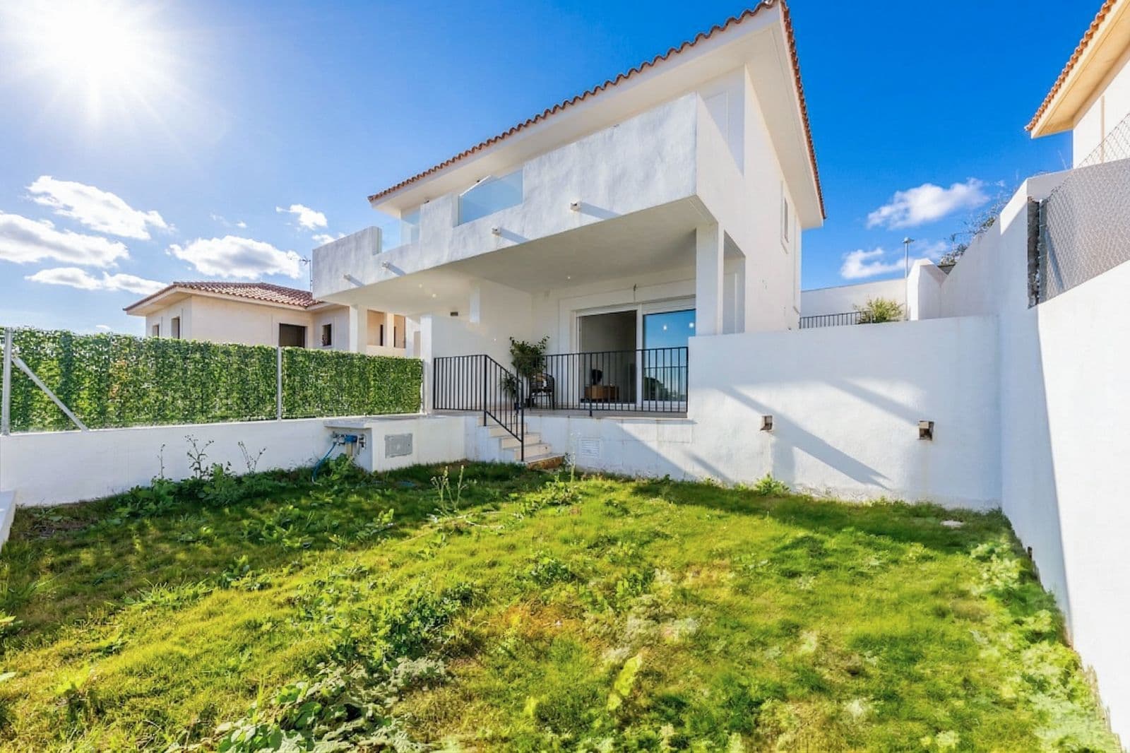 Semi-Detached House in Manilva, Manilva