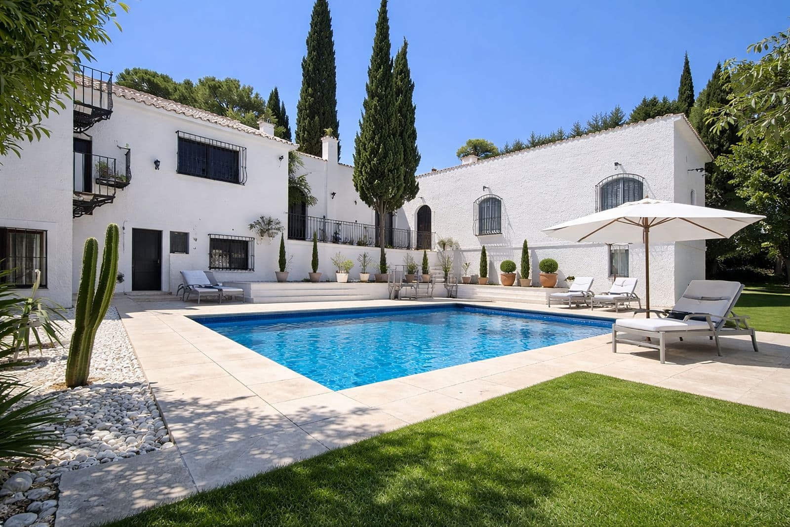 Detached Villa in Calahonda, Mijas