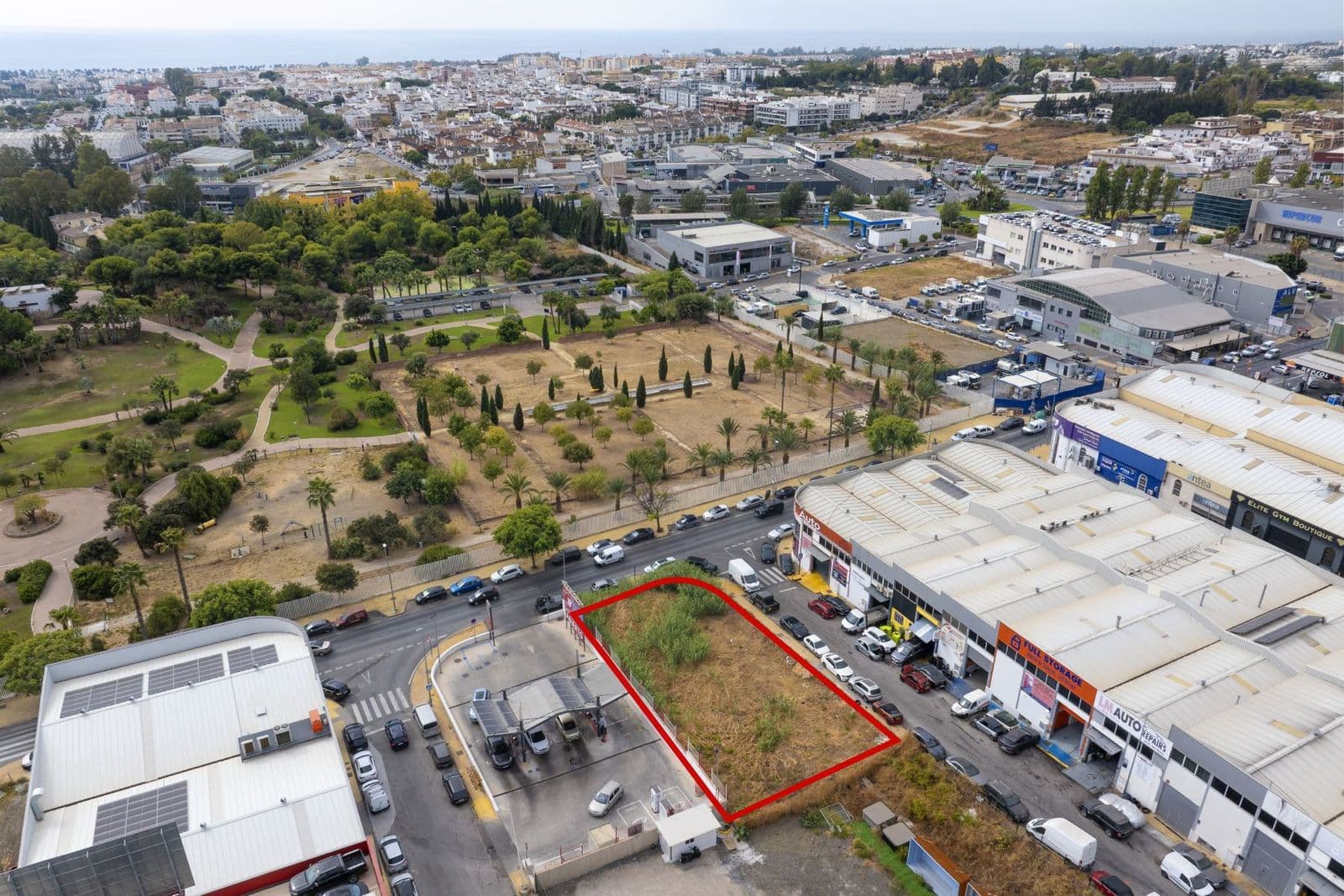 Commercial Plot in San Pedro de Alcántara, Marbella