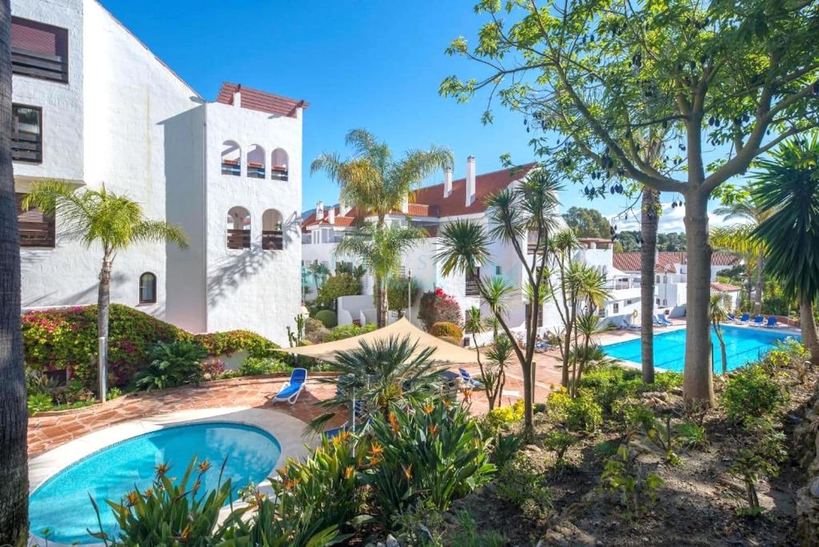 Middle Floor Apartment in Nueva Andalucía, Nueva Andalucía