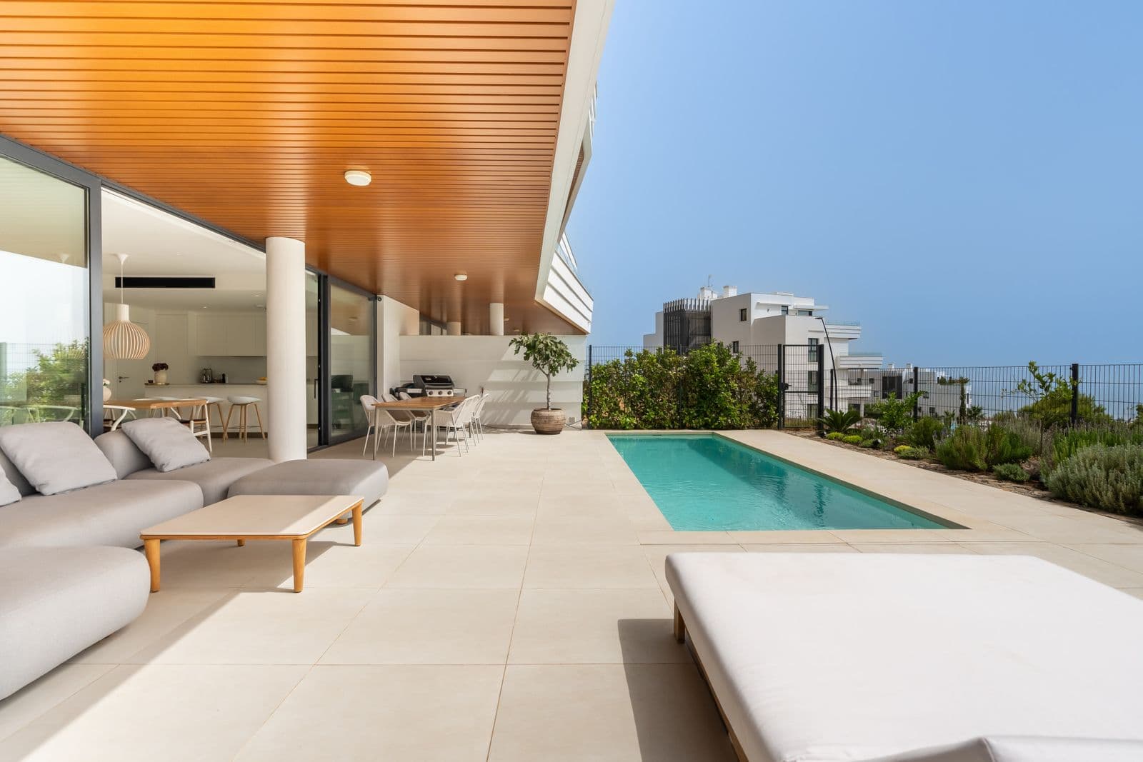 Ground Floor Apartment in Higueron, Fuengirola