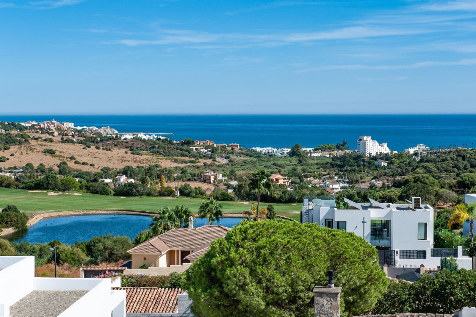 Top Floor Apartment in Estepona, Estepona