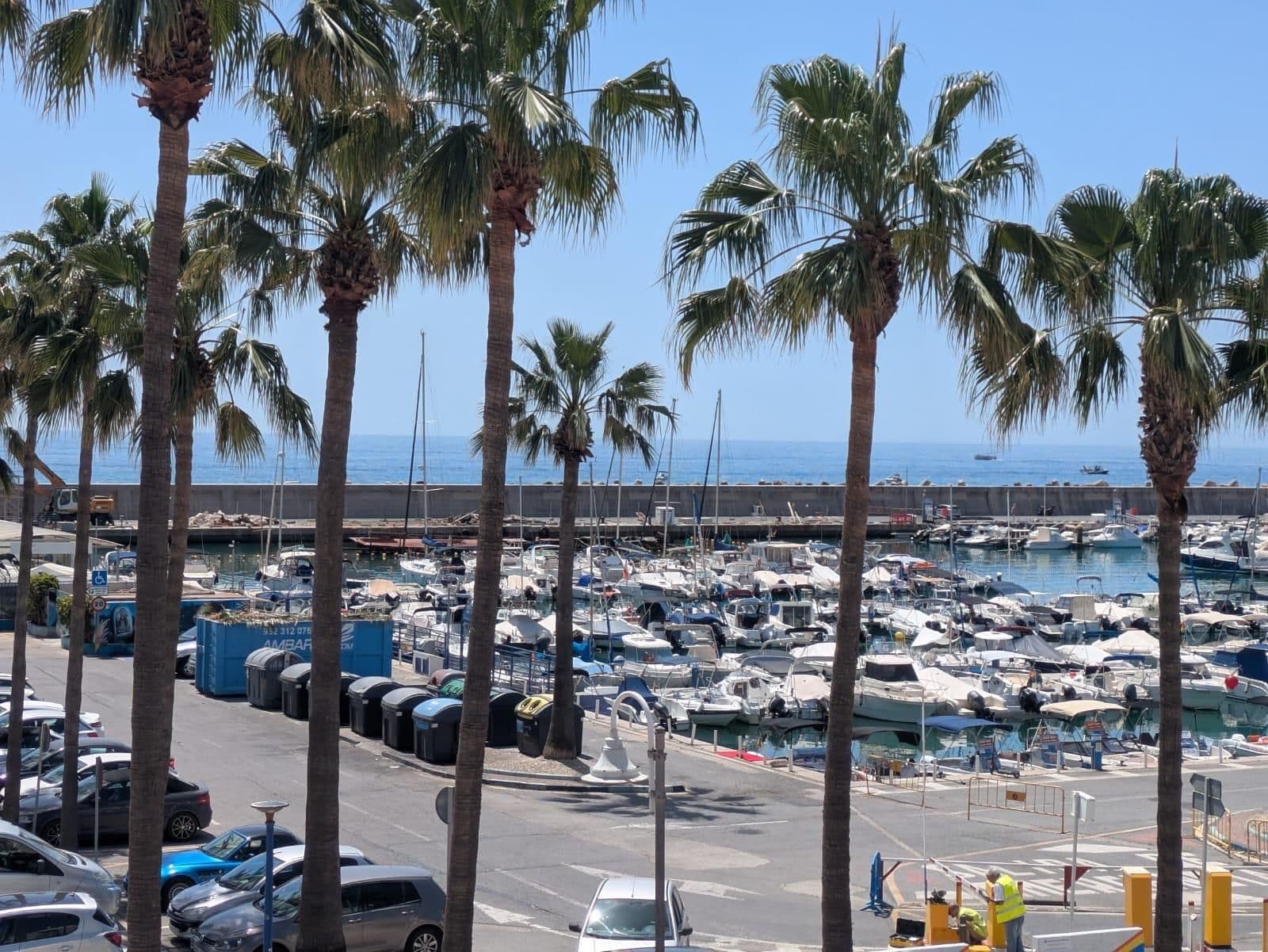 Penthouse in Benalmadena, Benalmádena